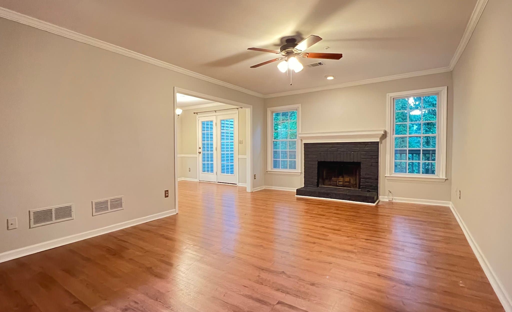 Marietta Townhome: 598 Saint James Walk