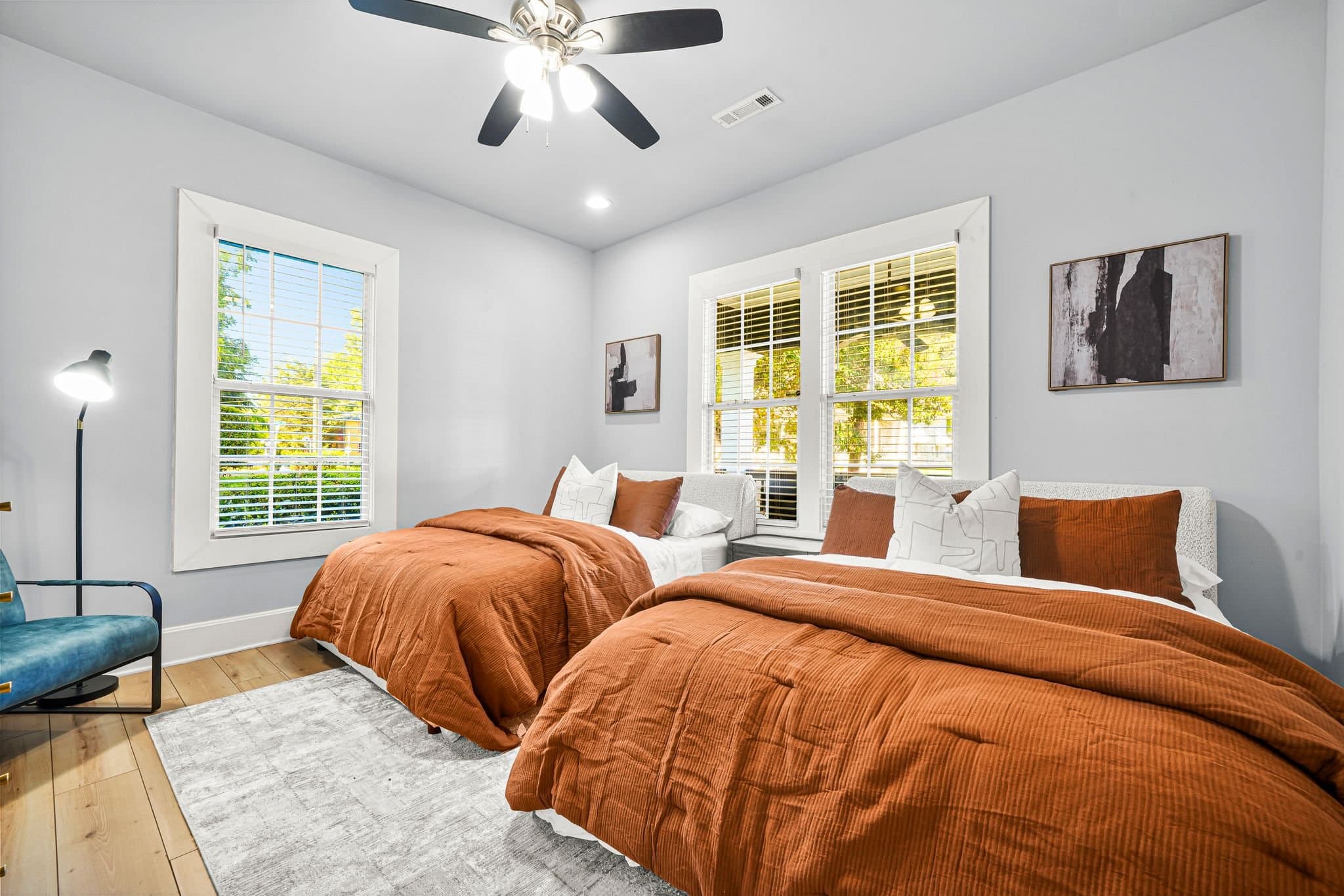 Atlanta House: 1363 Jonesboro Rd SE,