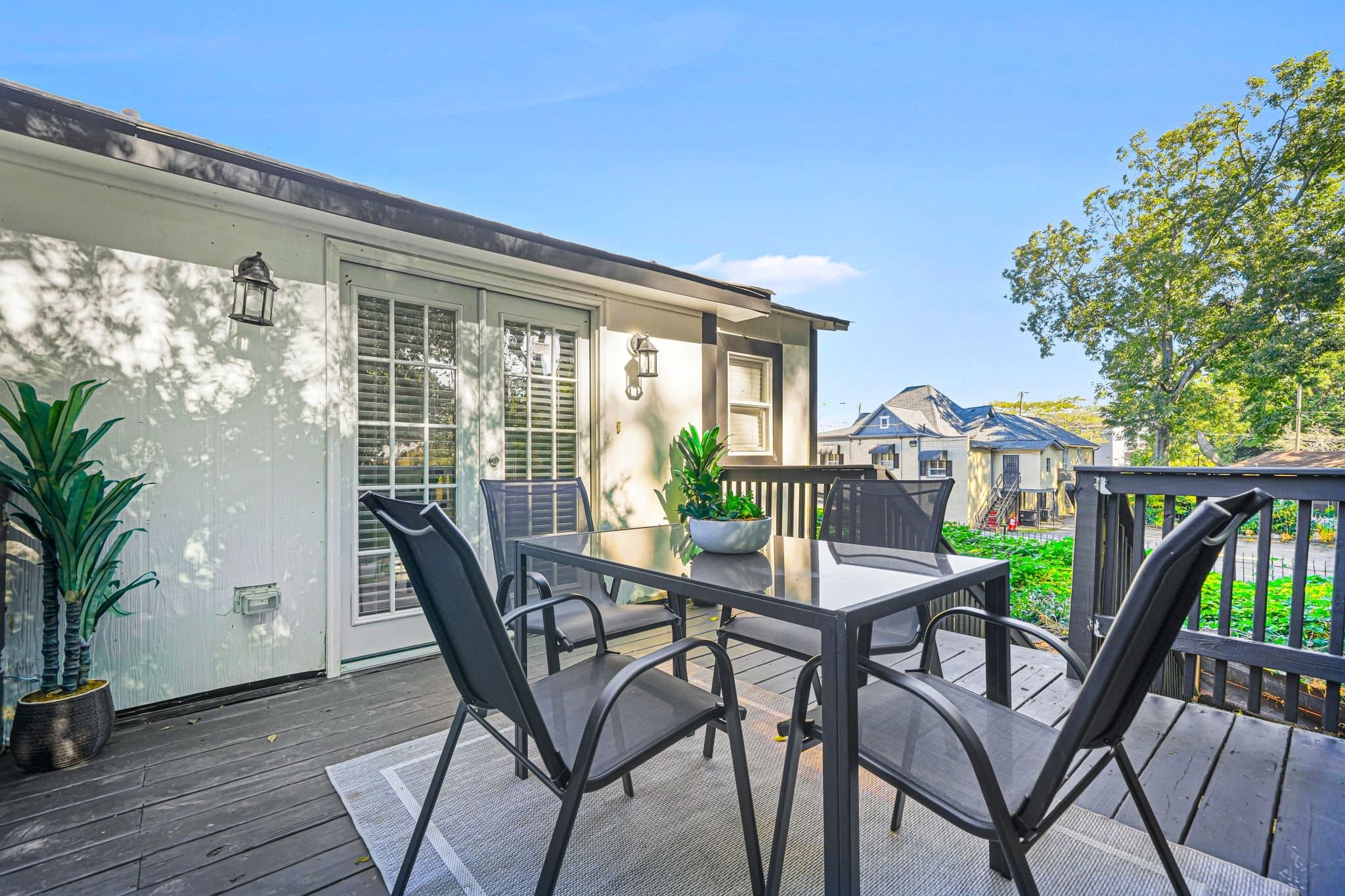 Atlanta House: 1363 Jonesboro Rd SE,