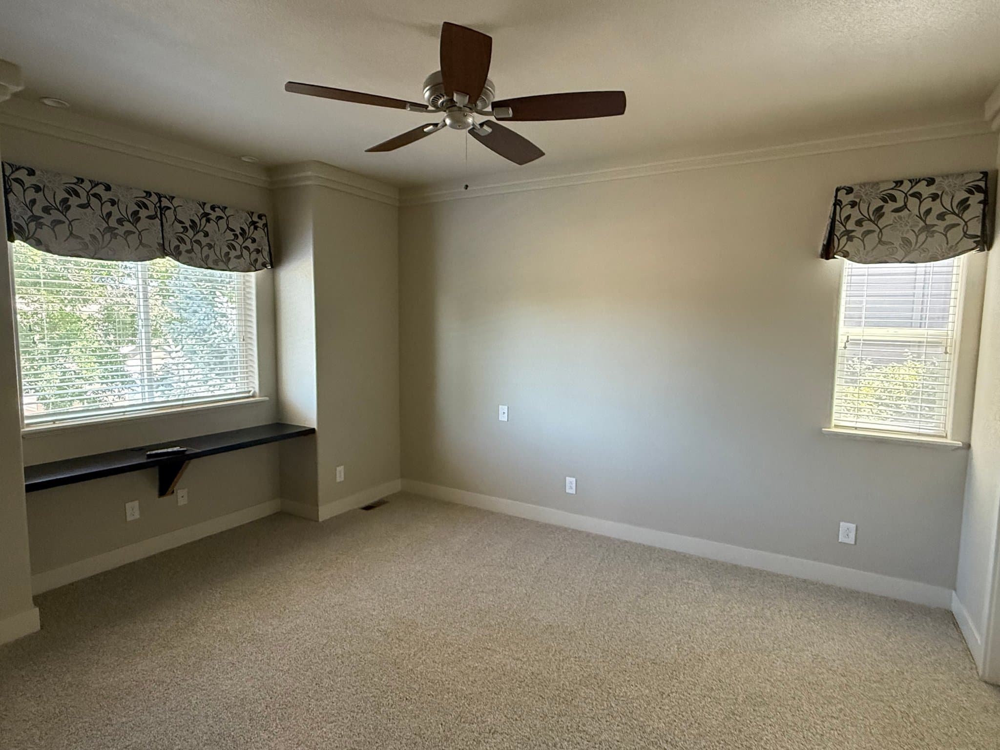 Windsor House: 1727 Clear Creek Ct