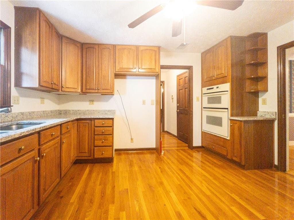 Tucker House: 965 Millbrook Court