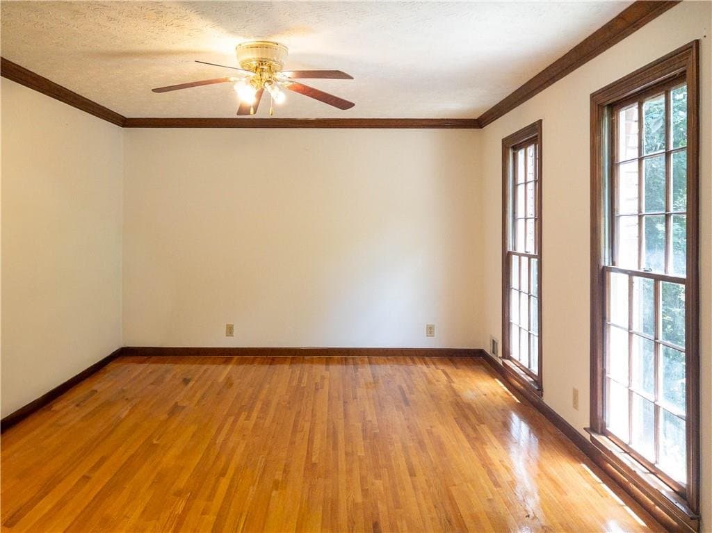 Tucker House: 965 Millbrook Court