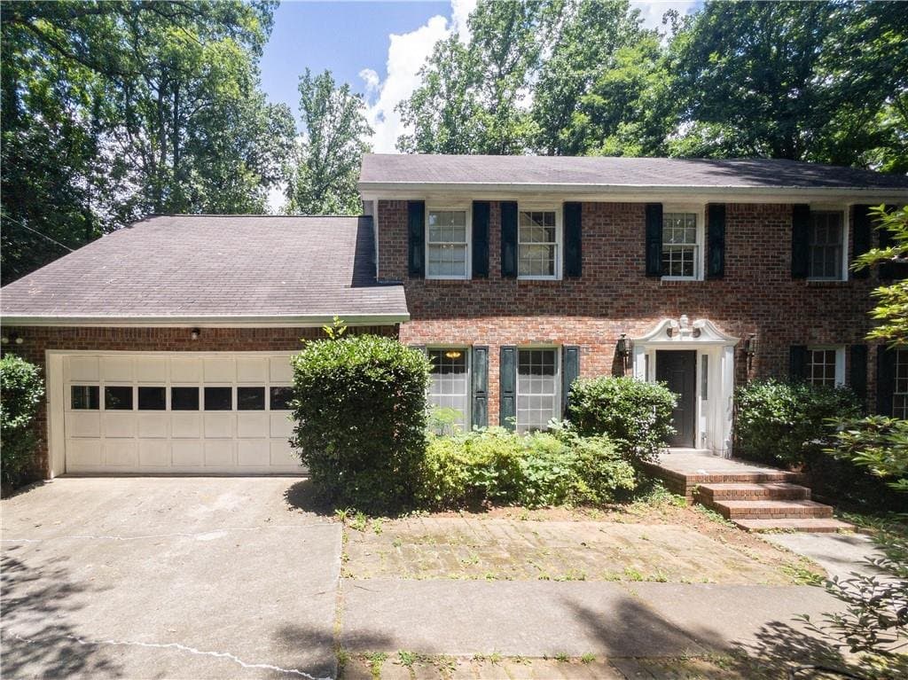 Tucker House: 965 Millbrook Court