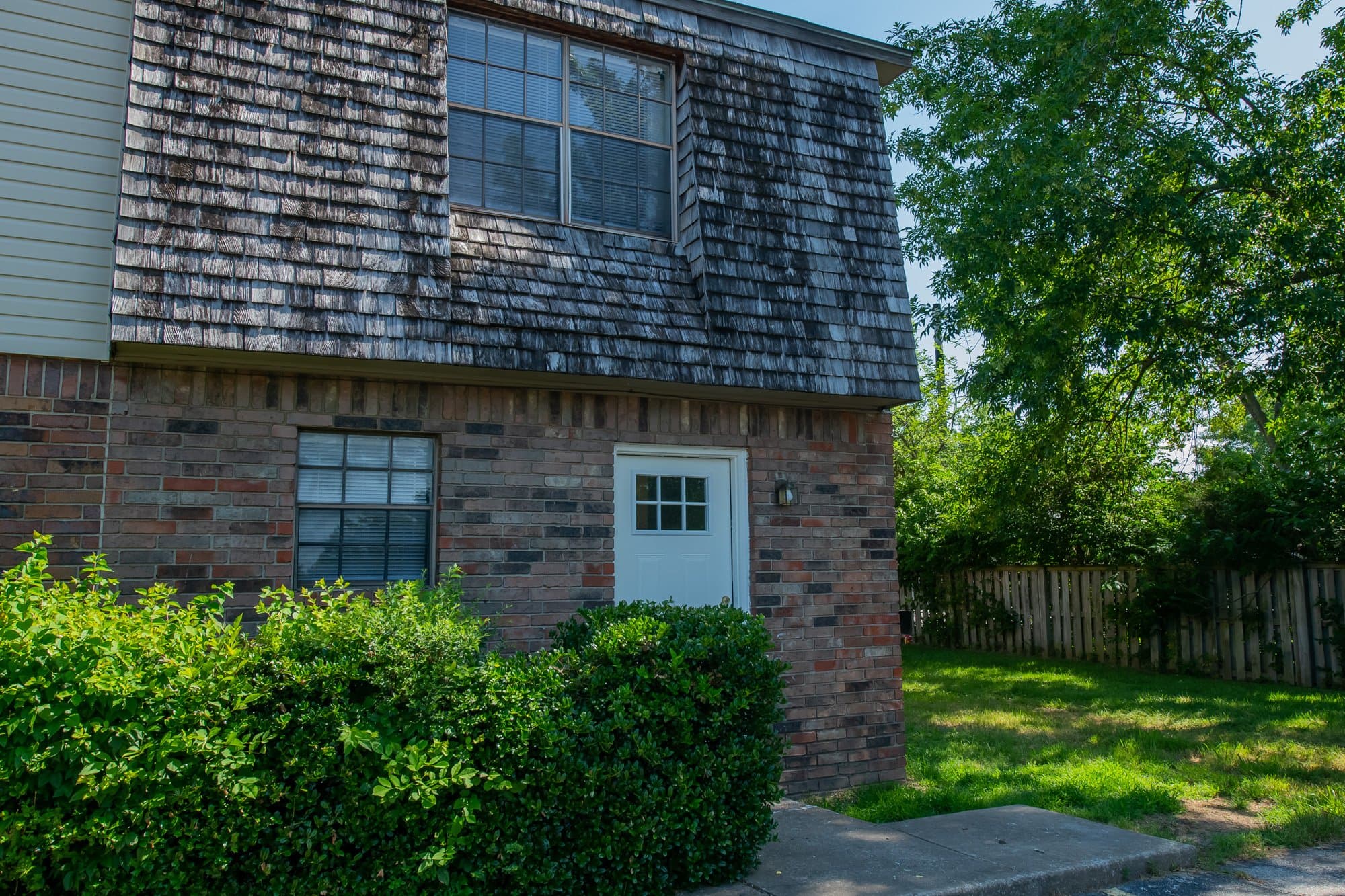 Fayetteville Townhome: 2054 N Garland Ave