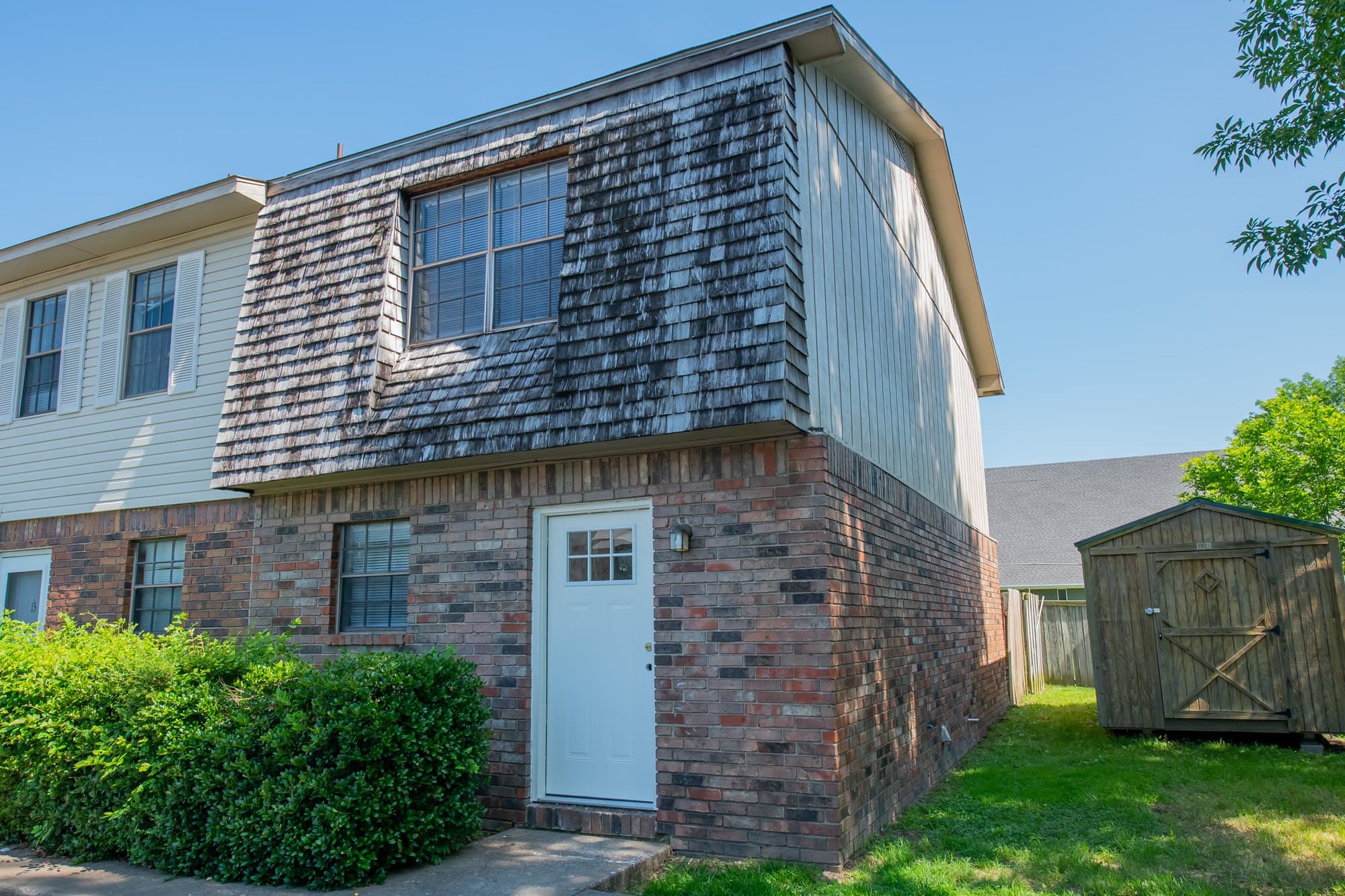 Fayetteville Townhome: 2054 N Garland Ave