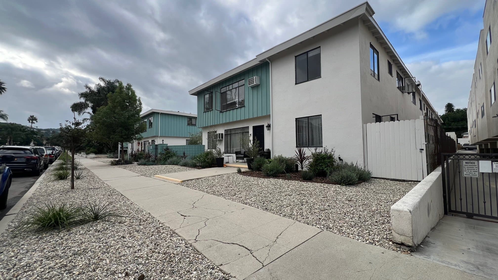 Sherman Oaks Apartment: 4469 Murietta Ave