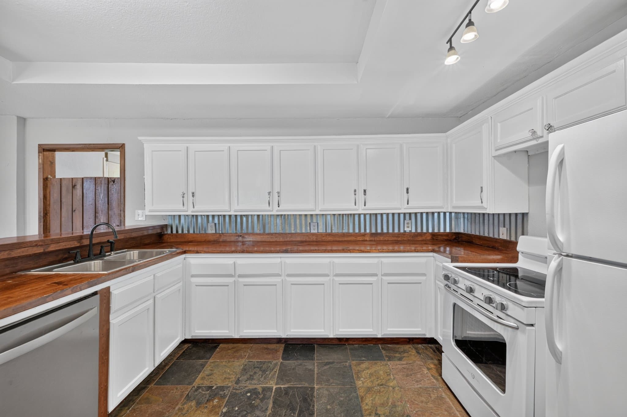 Princeton House: 600 Jefferson Ave