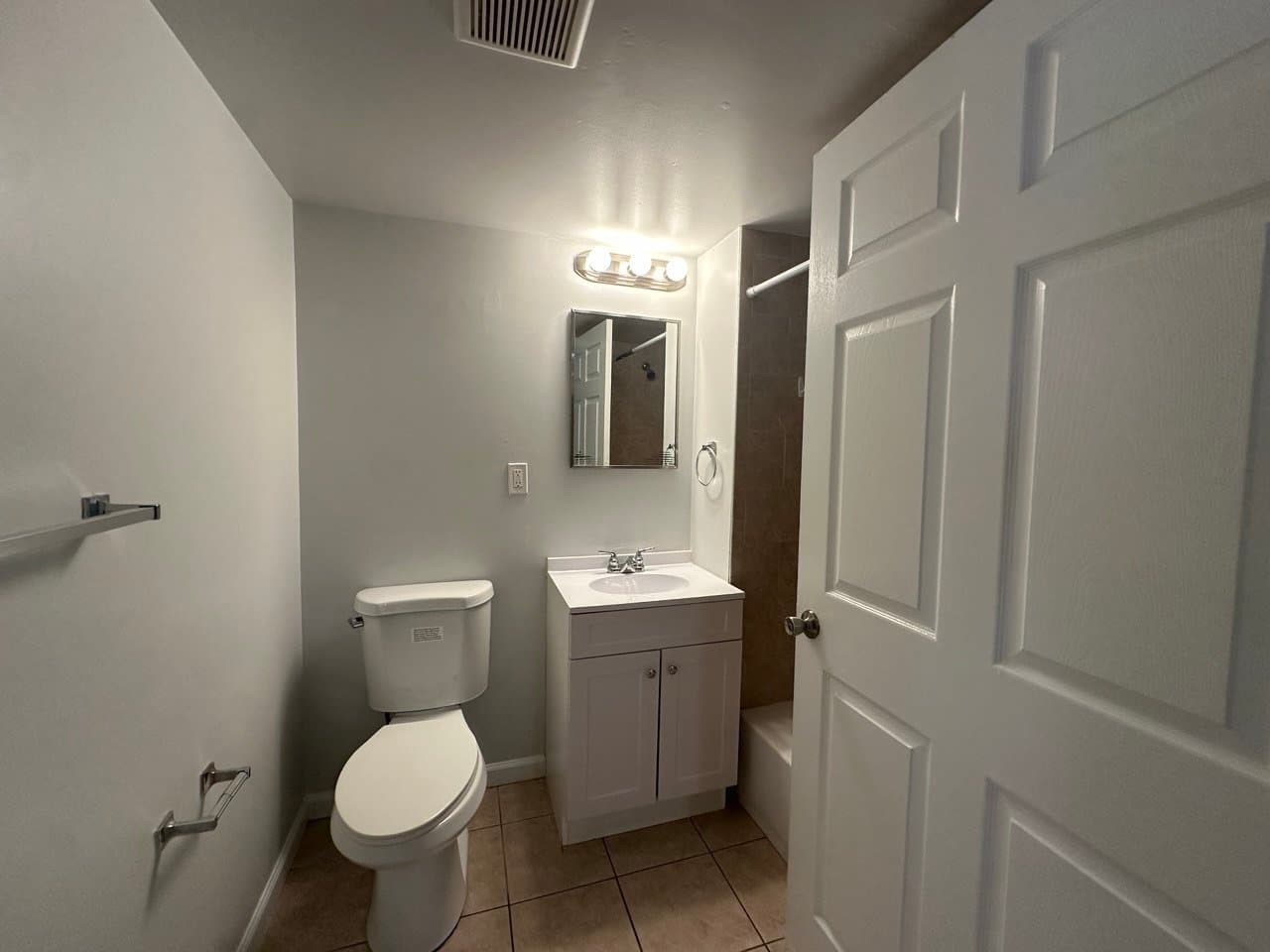 Philadelphia Apartment: 3429 N Sydenham St
