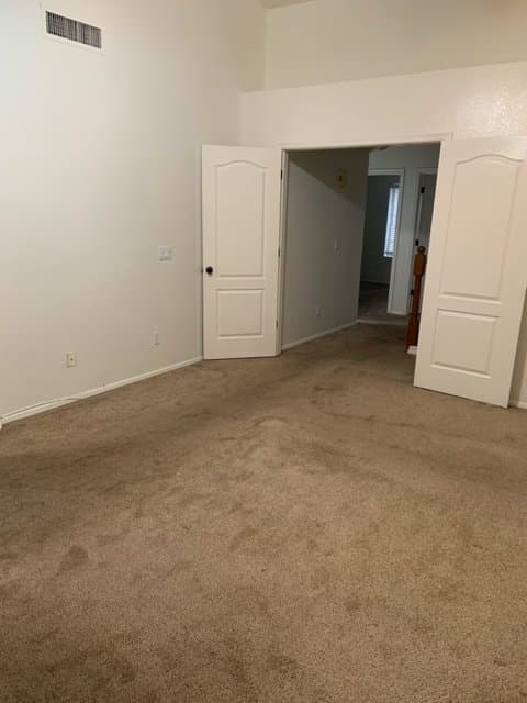 Gilbert House: 1338 E Encinas Ave
