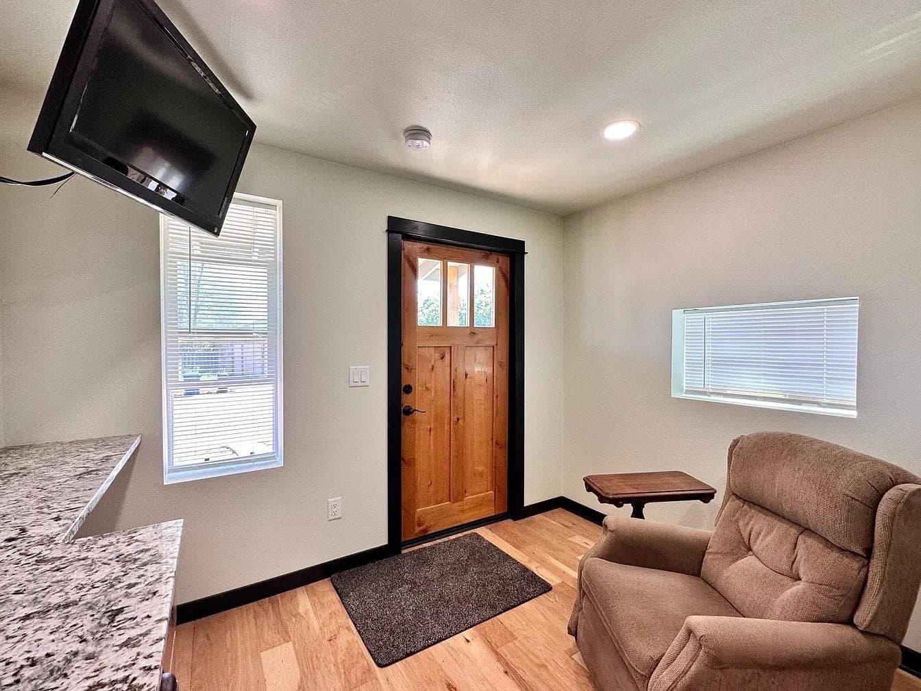 Prineville House: 745 NE Belknap St