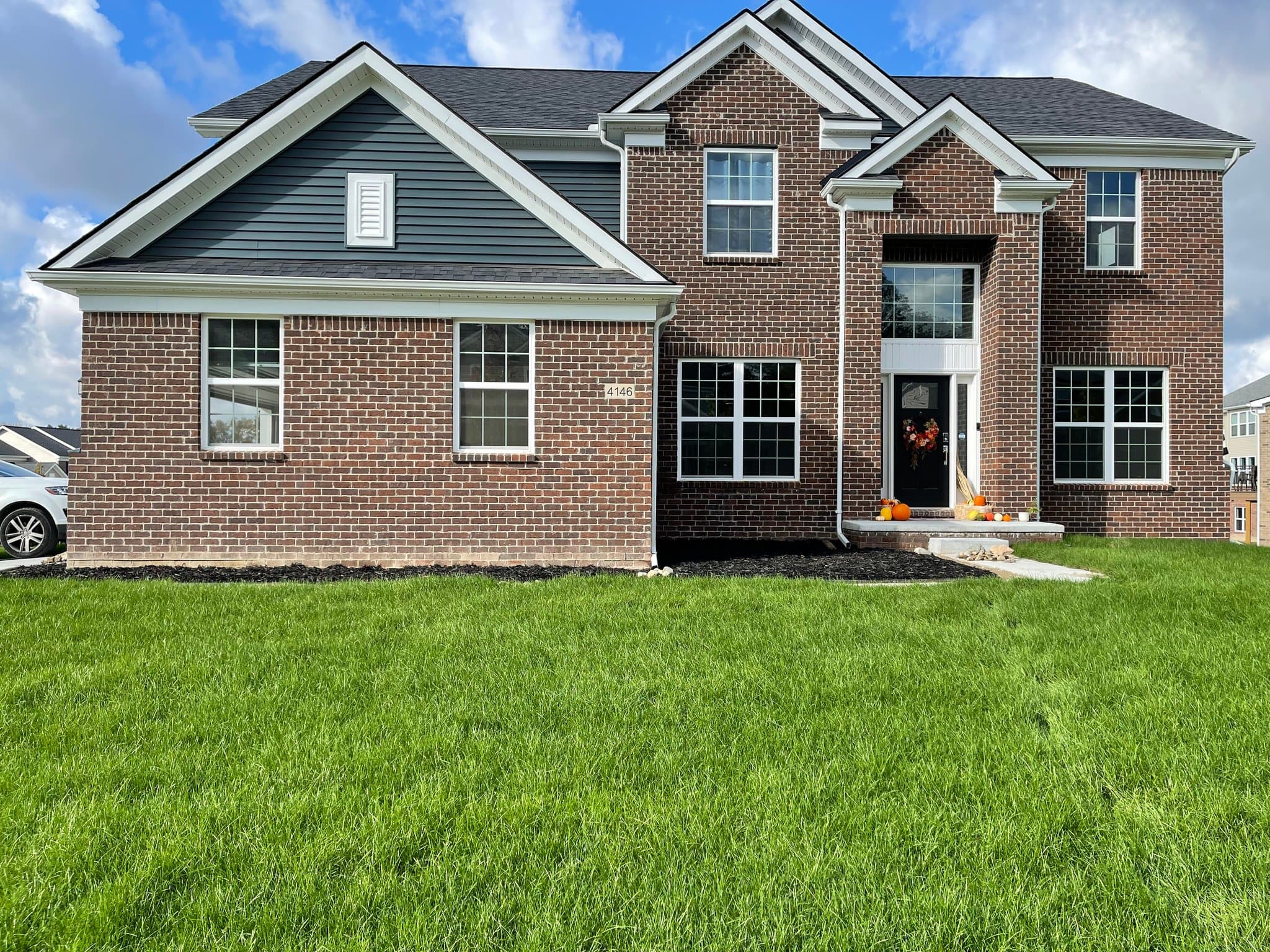 Lake Orion House: 4146 Newgard Dr