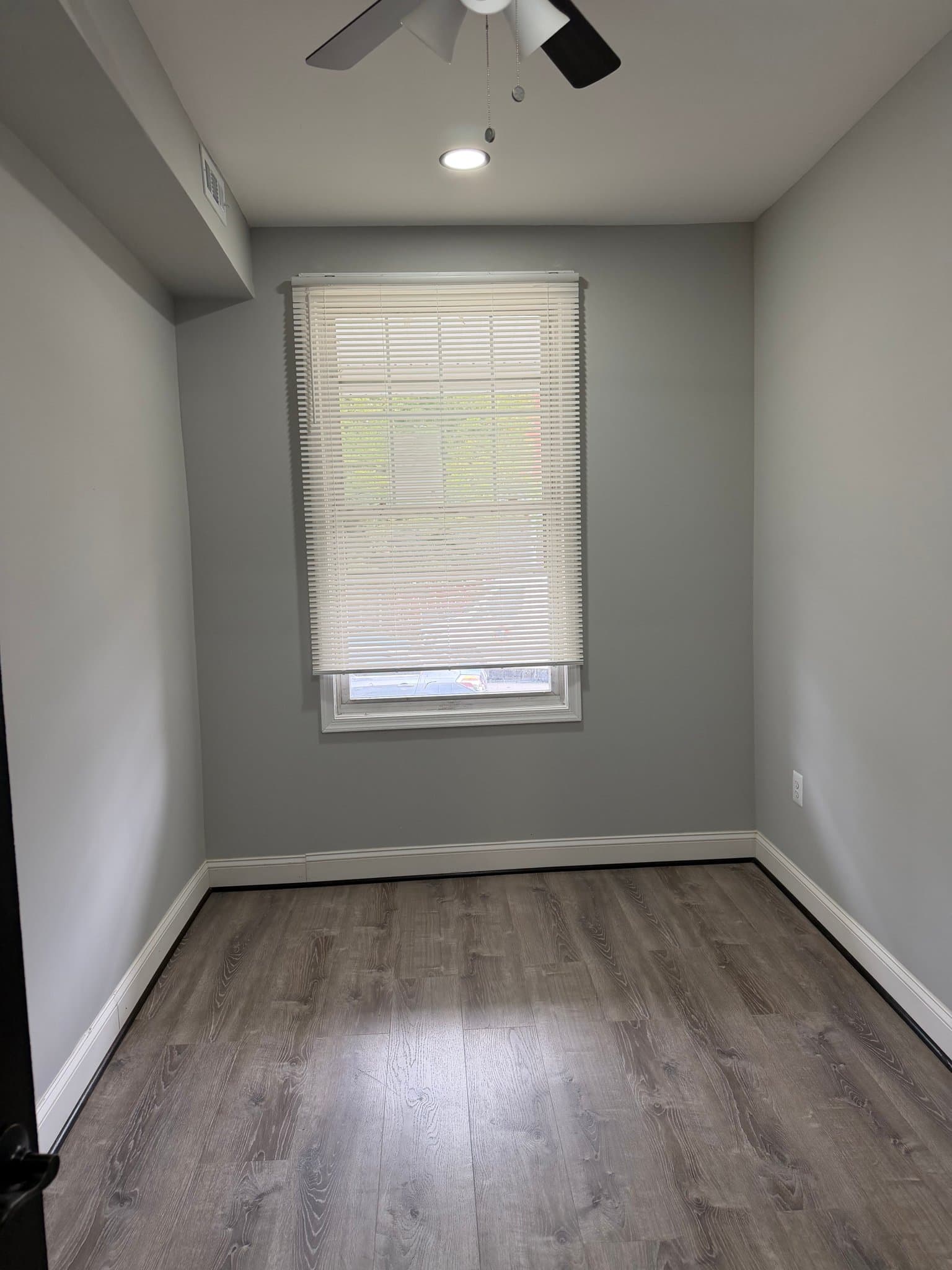 Baltimore Single Room: 1106 N Lakewood Avenue