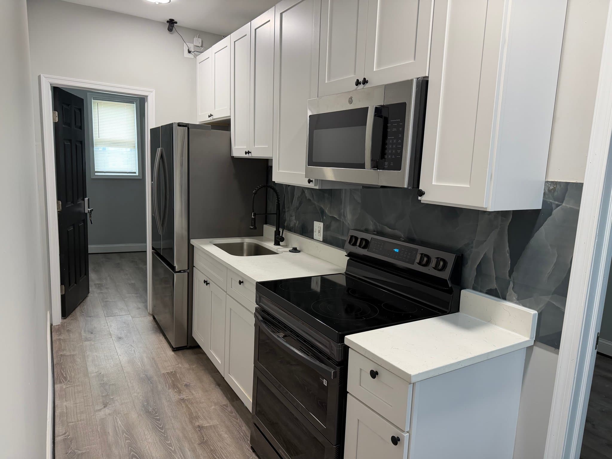 Baltimore Single Room: 1106 N Lakewood Avenue