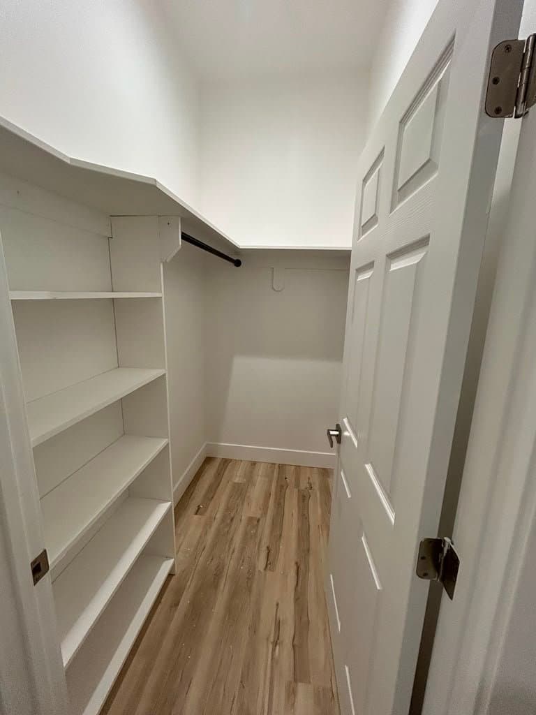 Palmdale House: 9755 E Ave Q-4