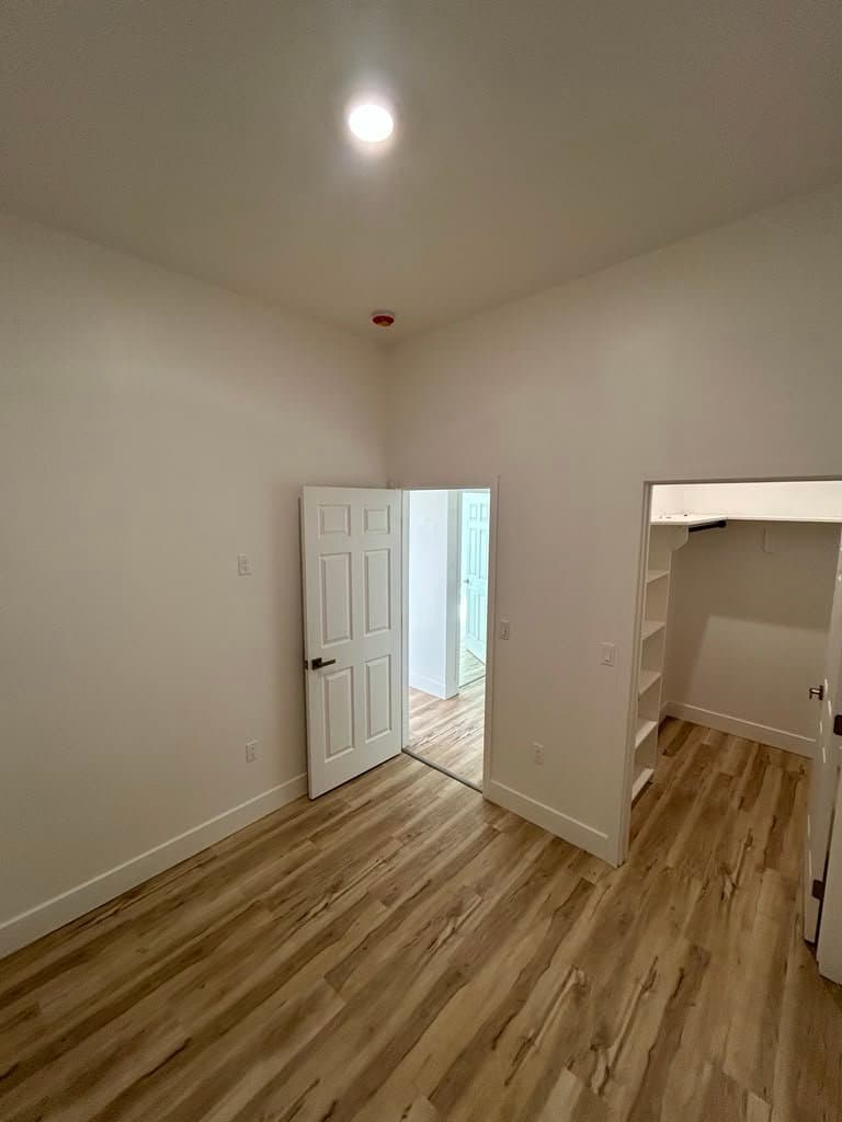 Palmdale House: 9755 E Ave Q-4