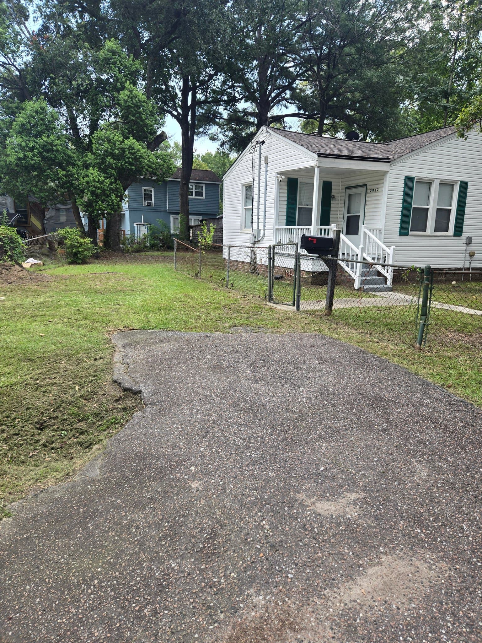 North Charleston House: 2932 Alabama Dr