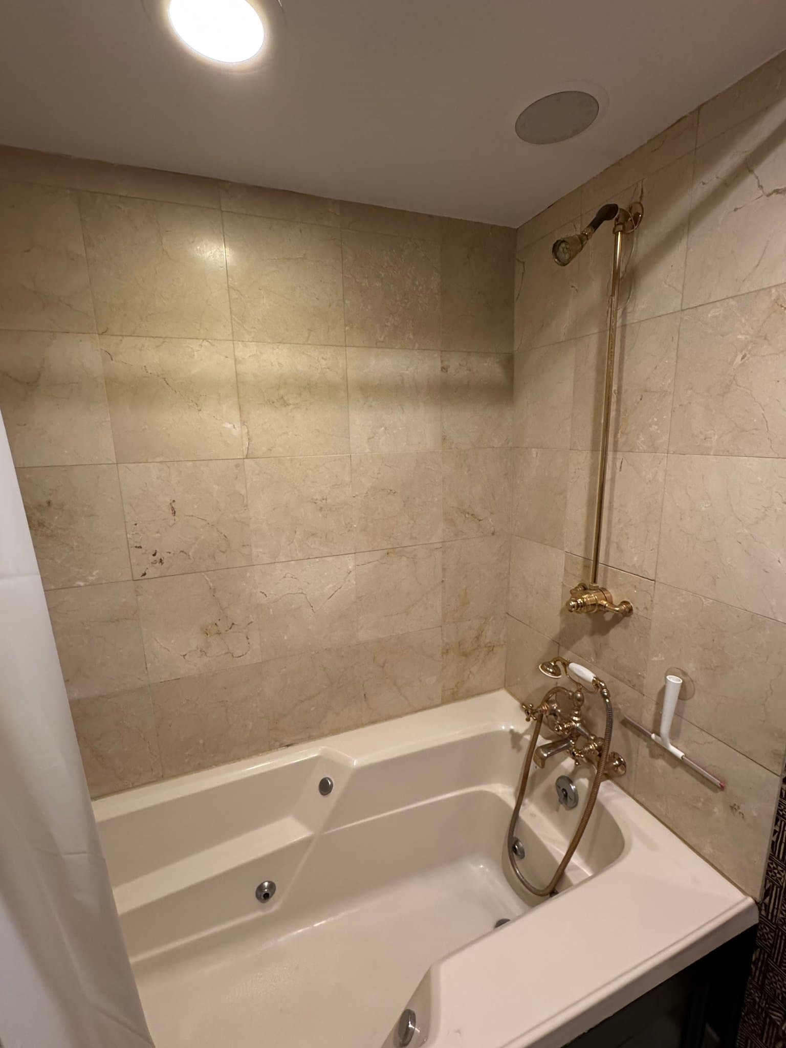 Hoboken House: 72 Park Ave