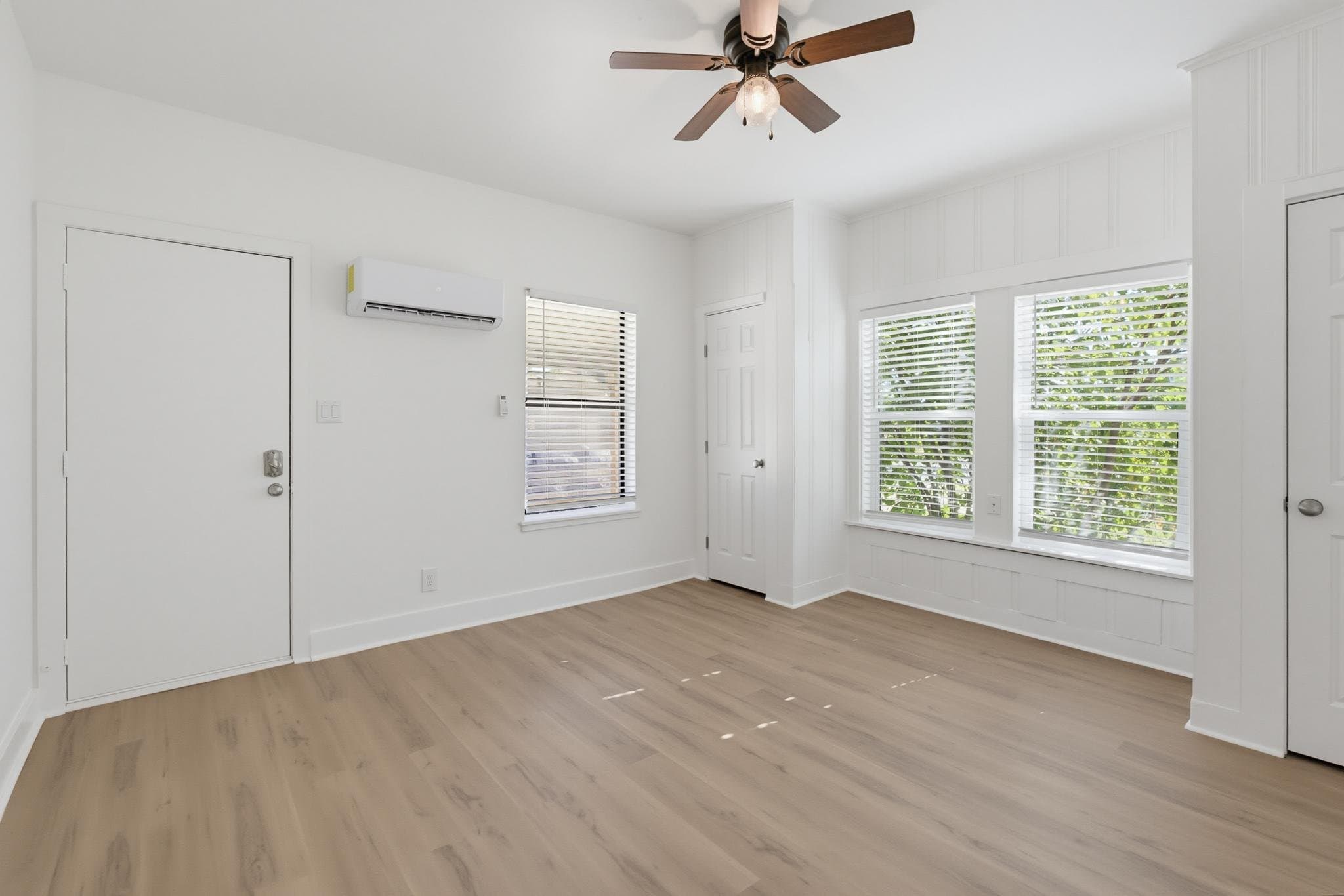Abilene Townhome: 1849 S 14th St