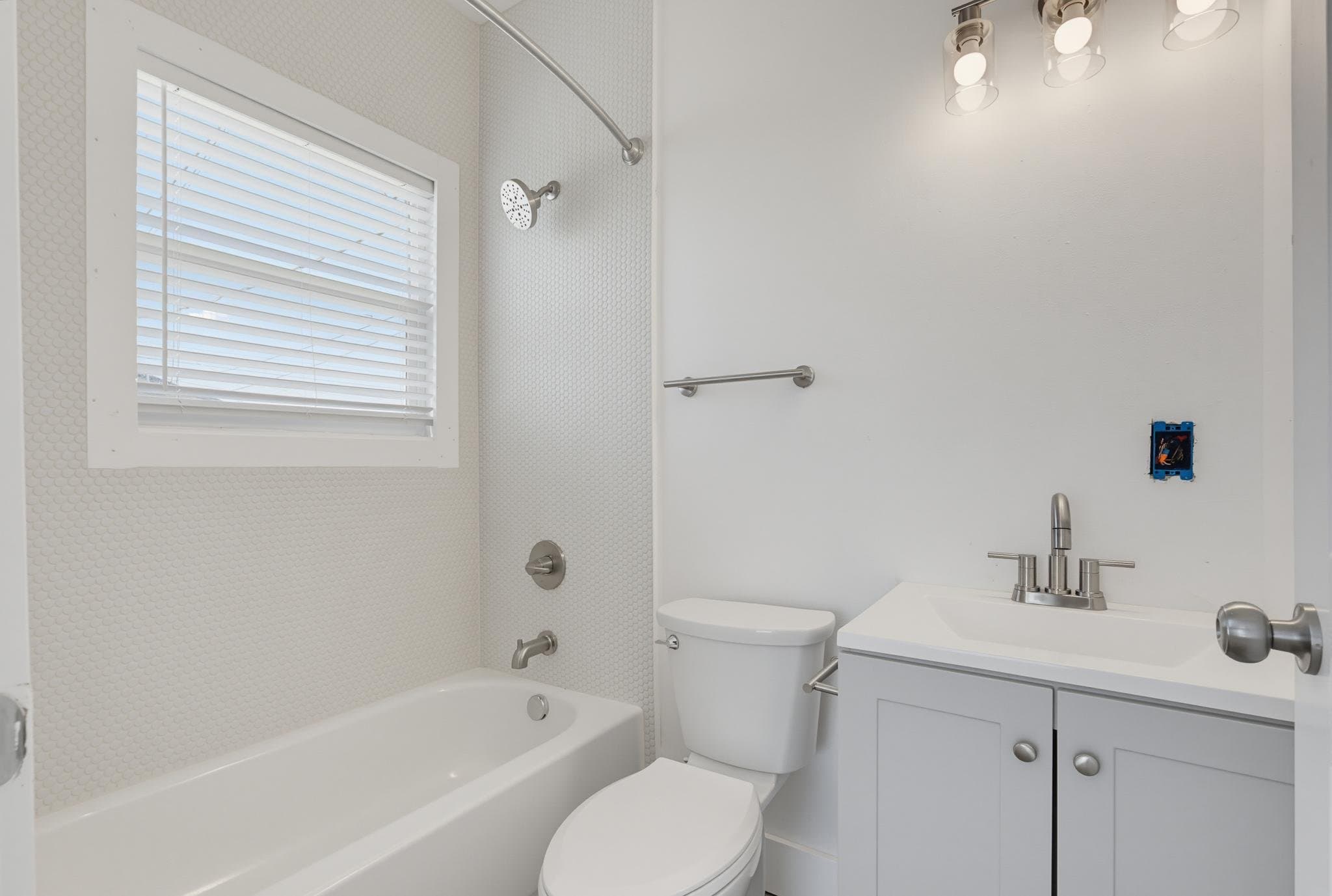 Abilene Townhome: 1849 S 14th St