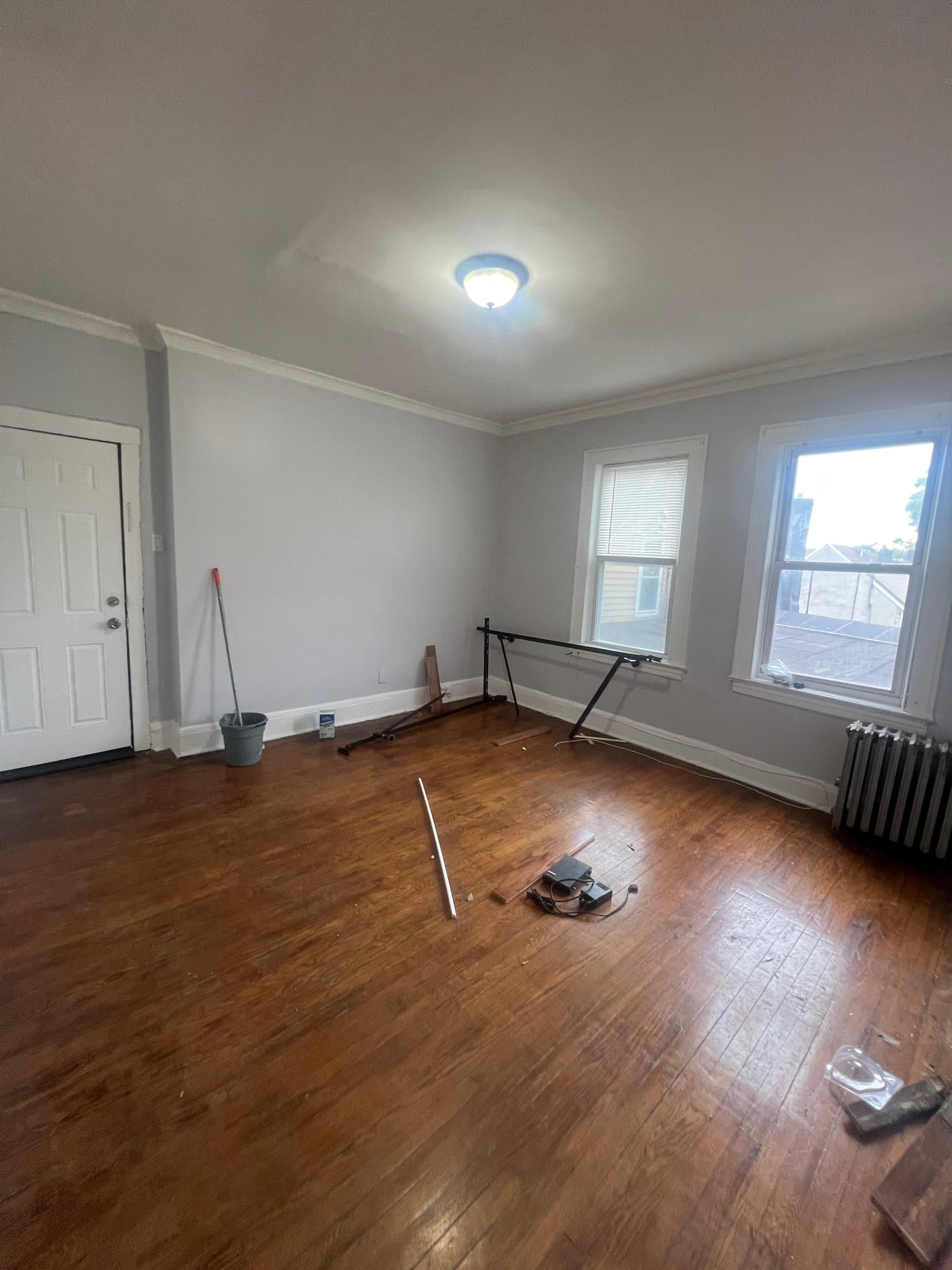 East Orange House: 4 Eaton Place