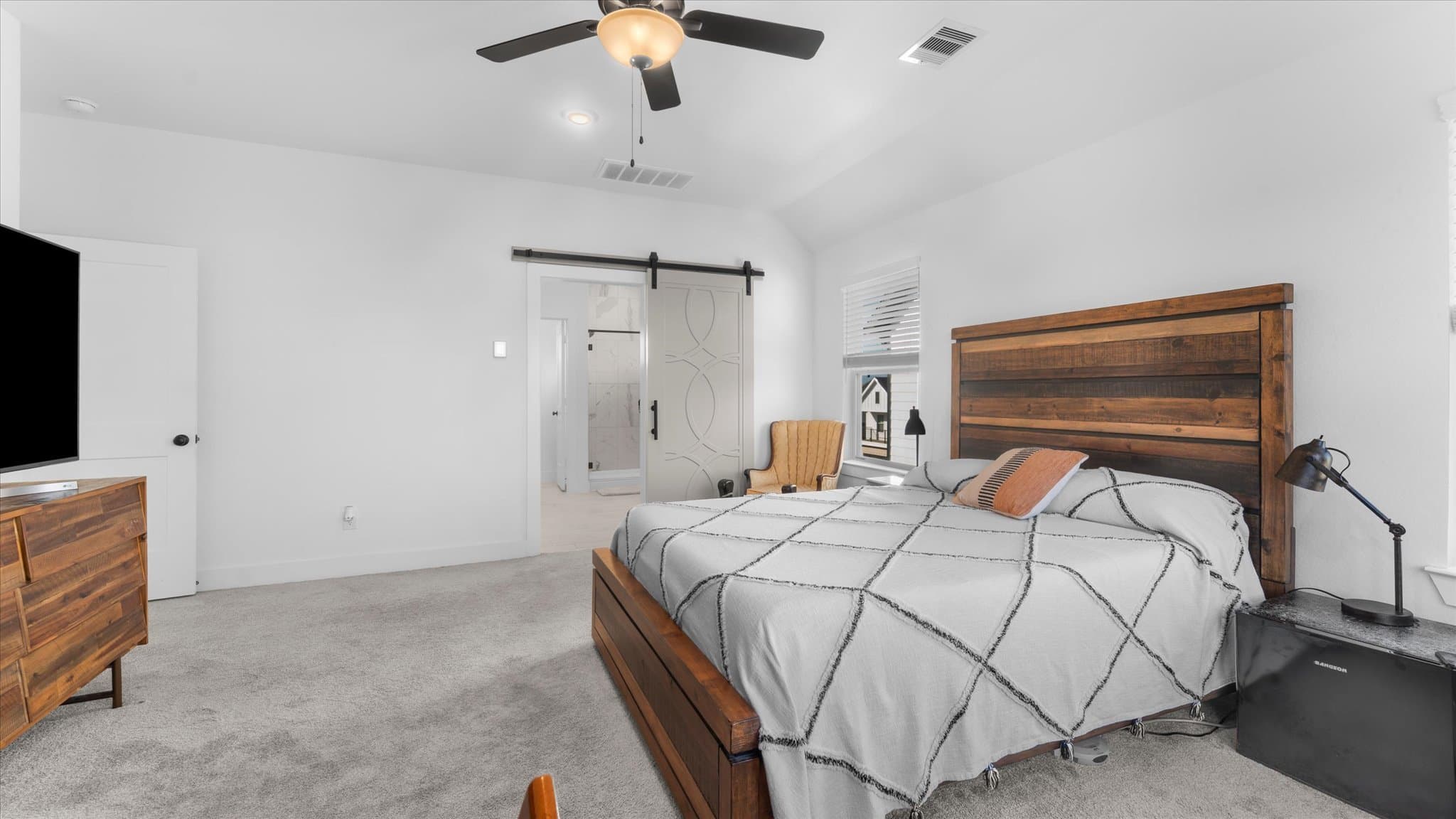 Cypress Single Room: 15135 Colorado Bend Park Dr