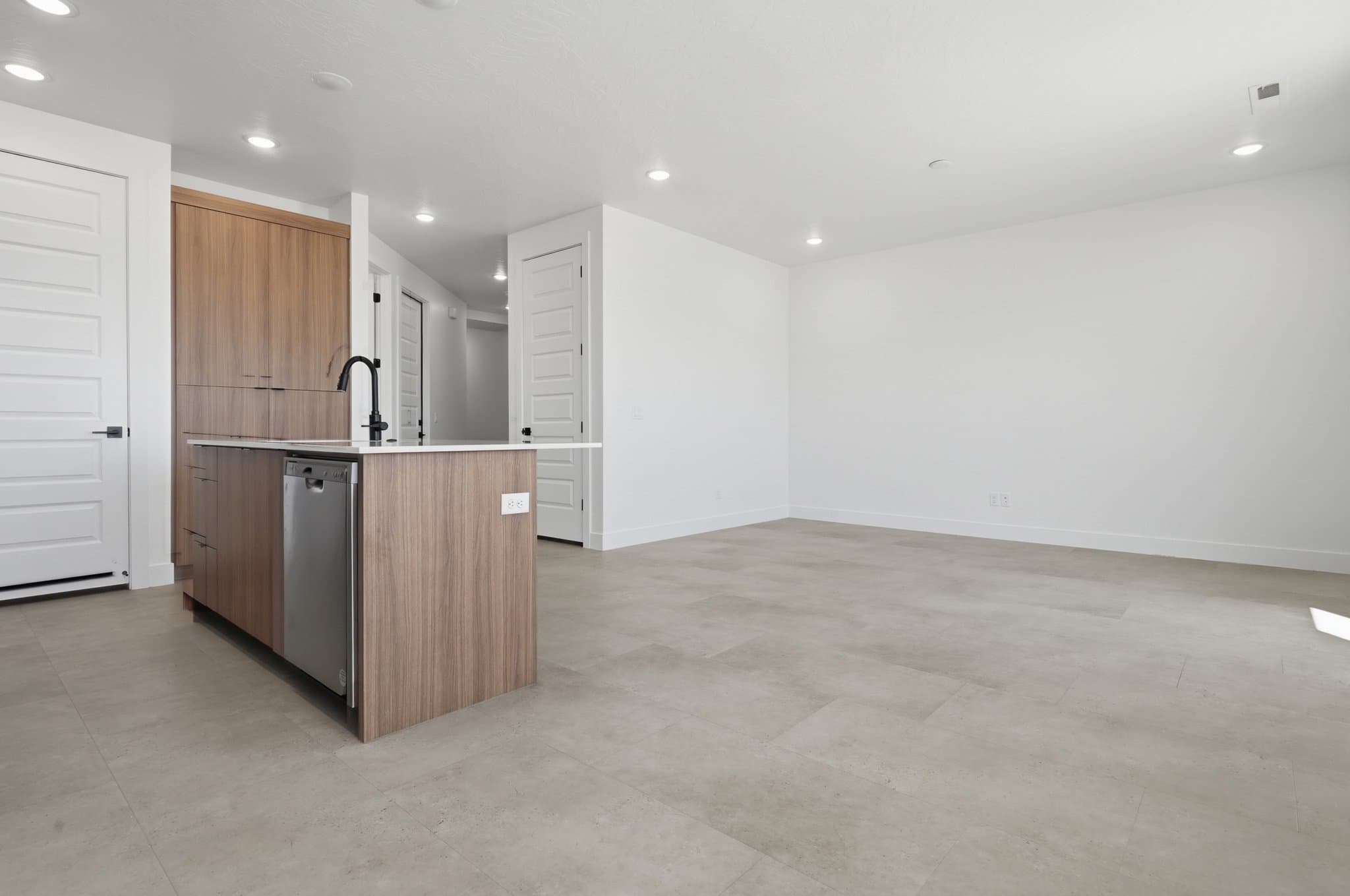 Hurricane Townhome: 325 S 1930 W