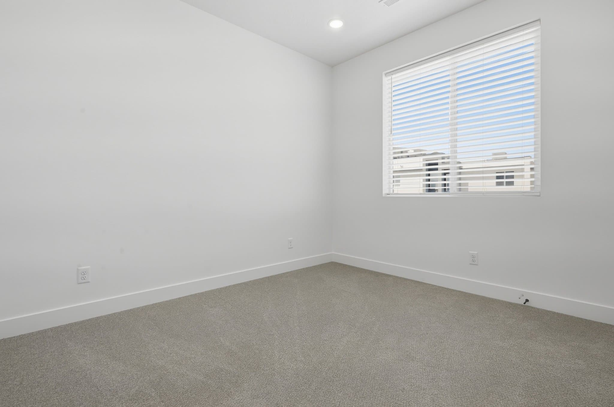Hurricane Townhome: 325 S 1930 W