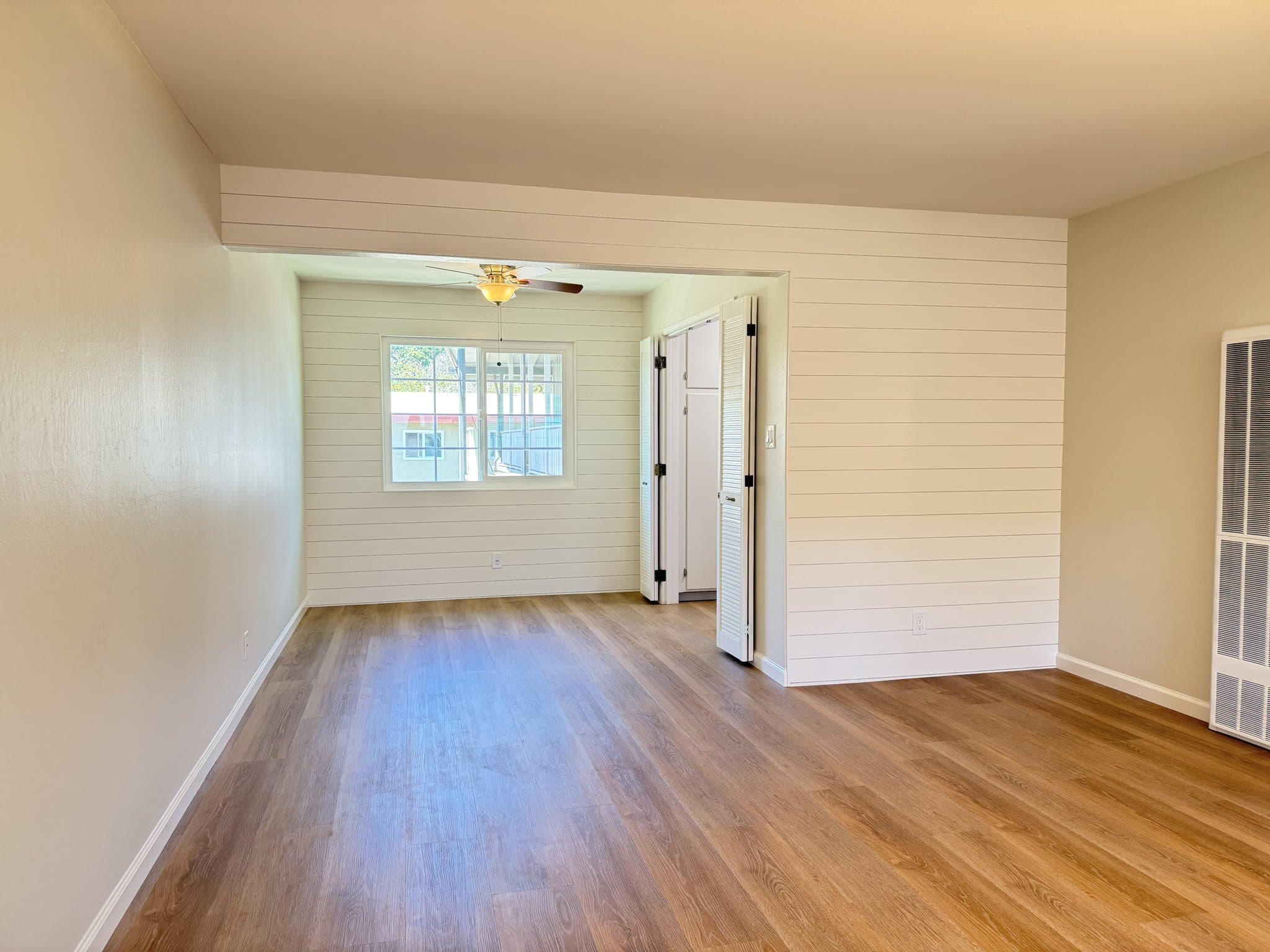 Walnut Creek Apartment: 140 Village Ct.