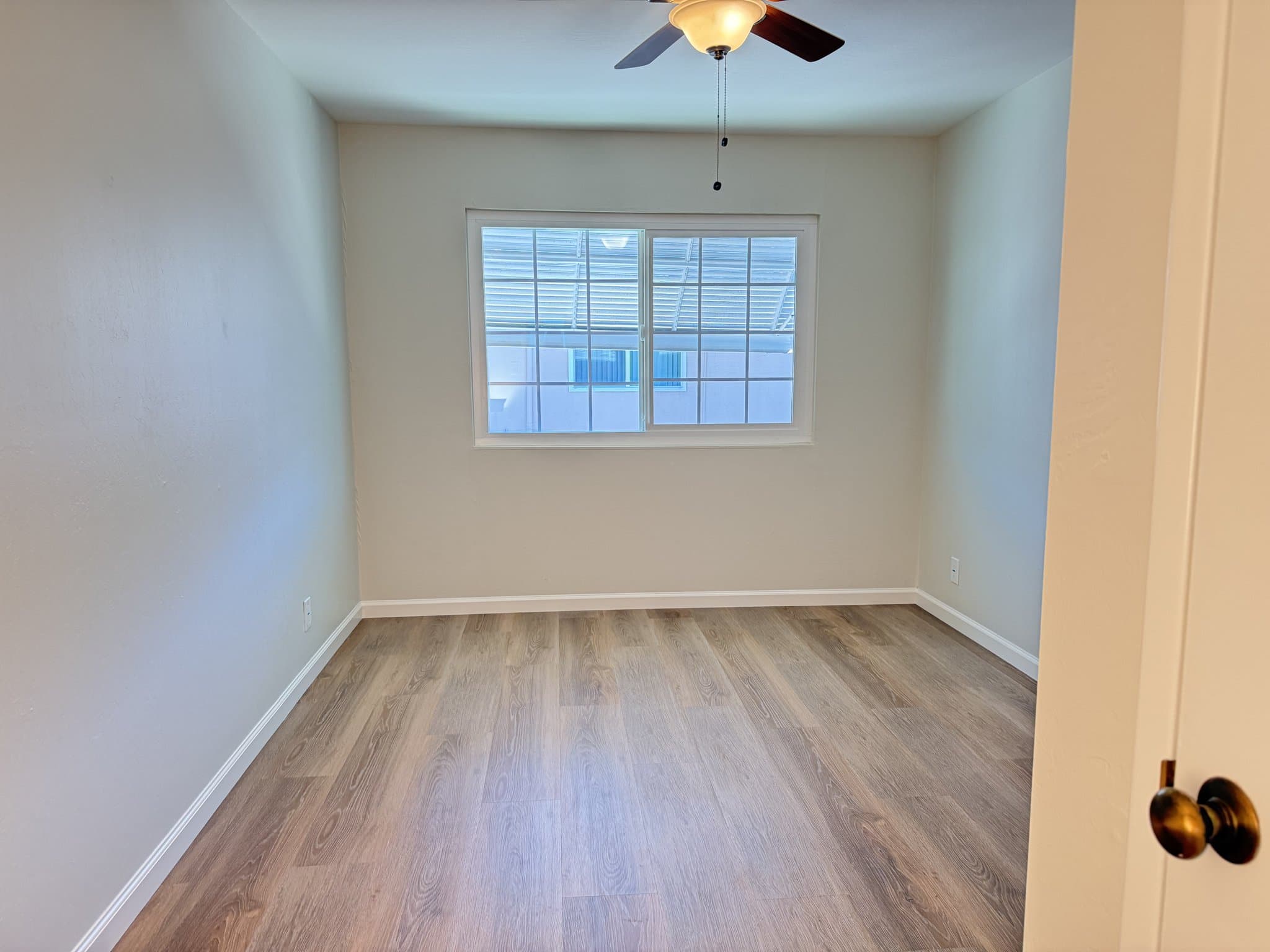 Walnut Creek Apartment: 140 Village Ct.