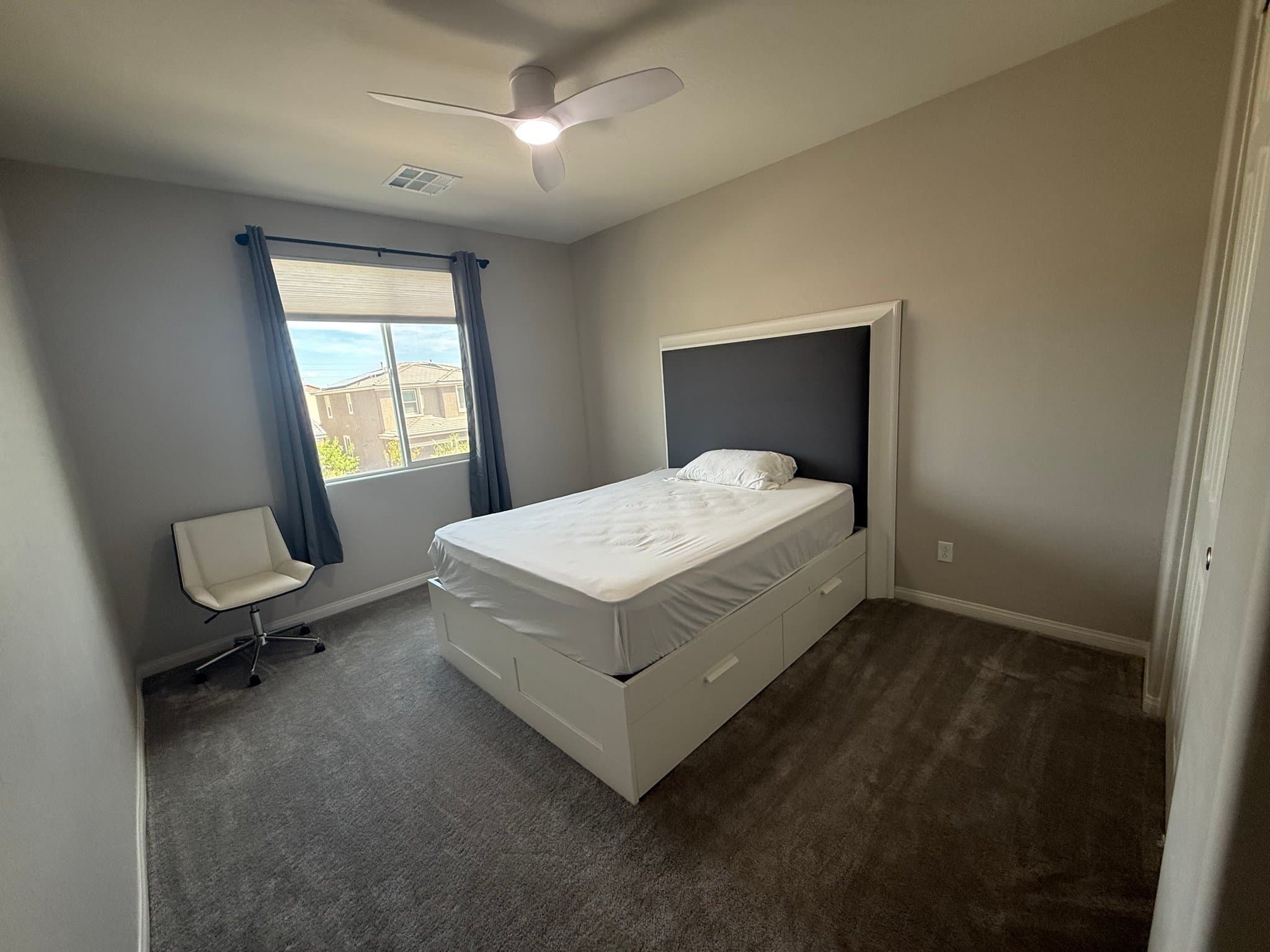 Las Vegas House: 10057 Matter Overlook Dr