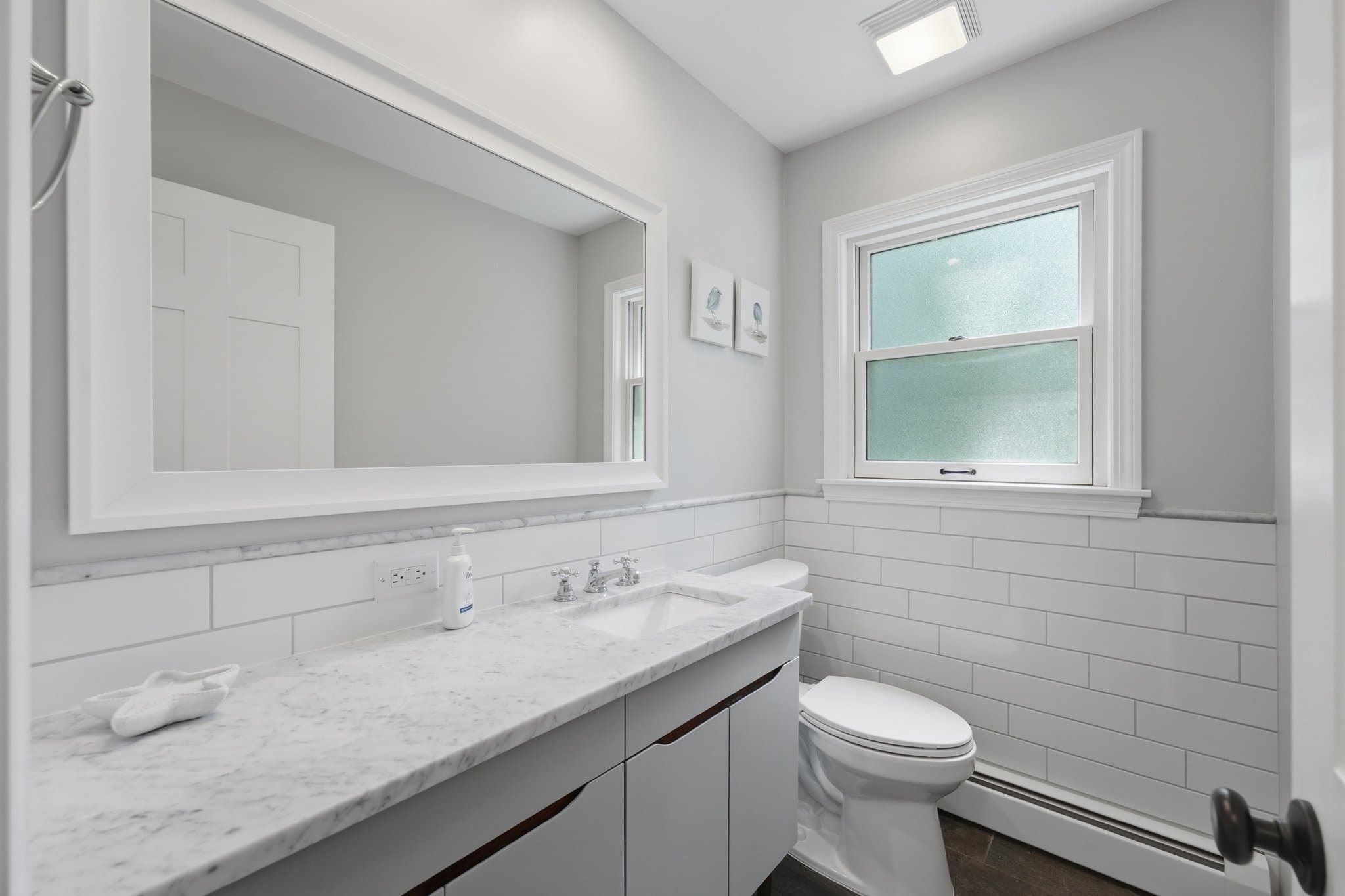 Palatine House: 317 E Forest Ln