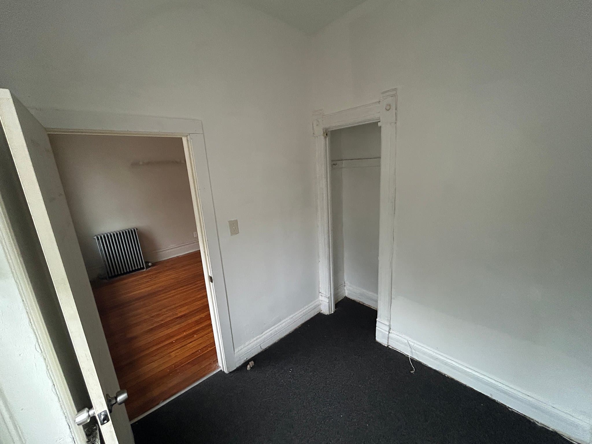 Chicago Apartment: 735 E 88th