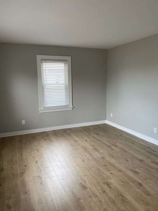 Saint Paul Apartment: 1564 Randolph Ave