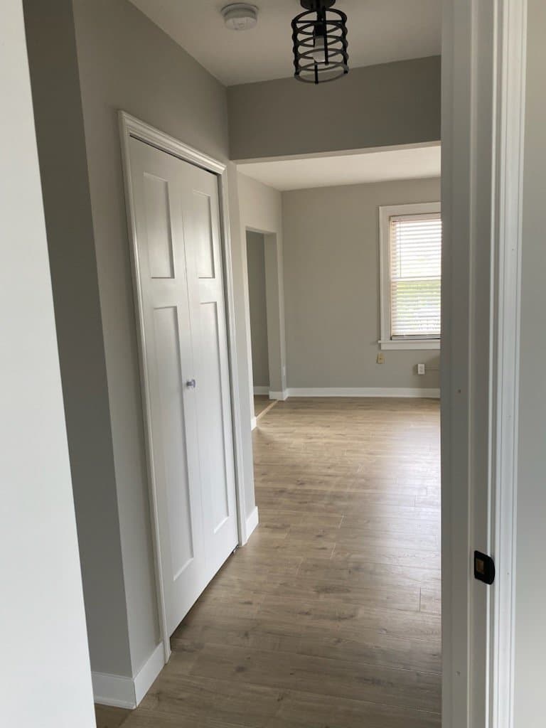 Saint Paul Apartment: 1564 Randolph Ave
