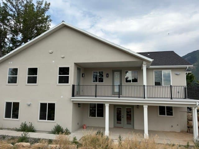 Mapleton House: 356 S 800 W