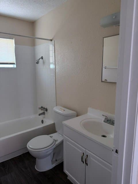 San Antonio Apartment: 8207 Landing Ave