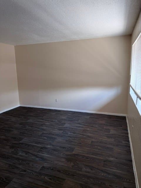 San Antonio Apartment: 8207 Landing Ave
