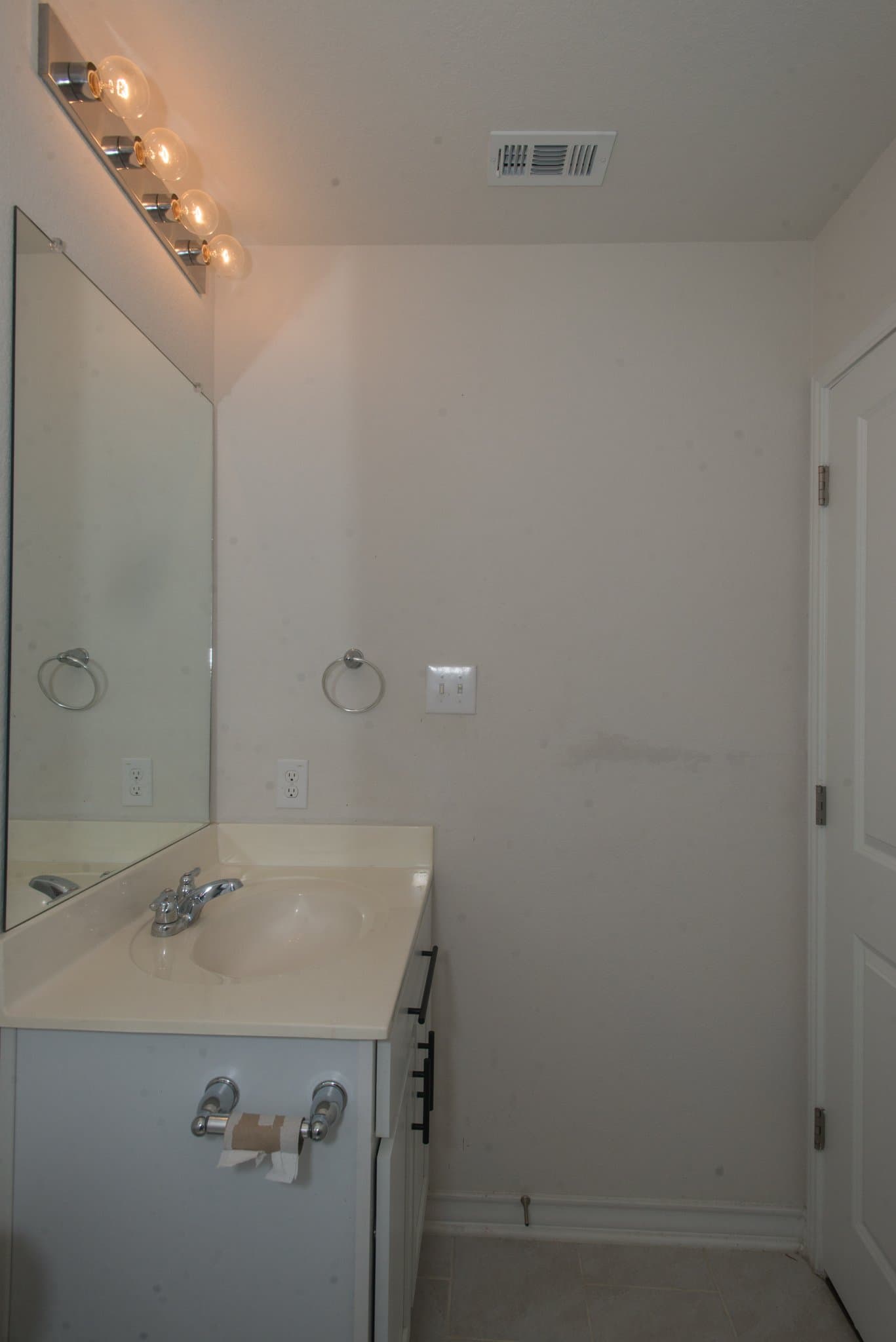 San Antonio House: 14059 Coquina Blfs