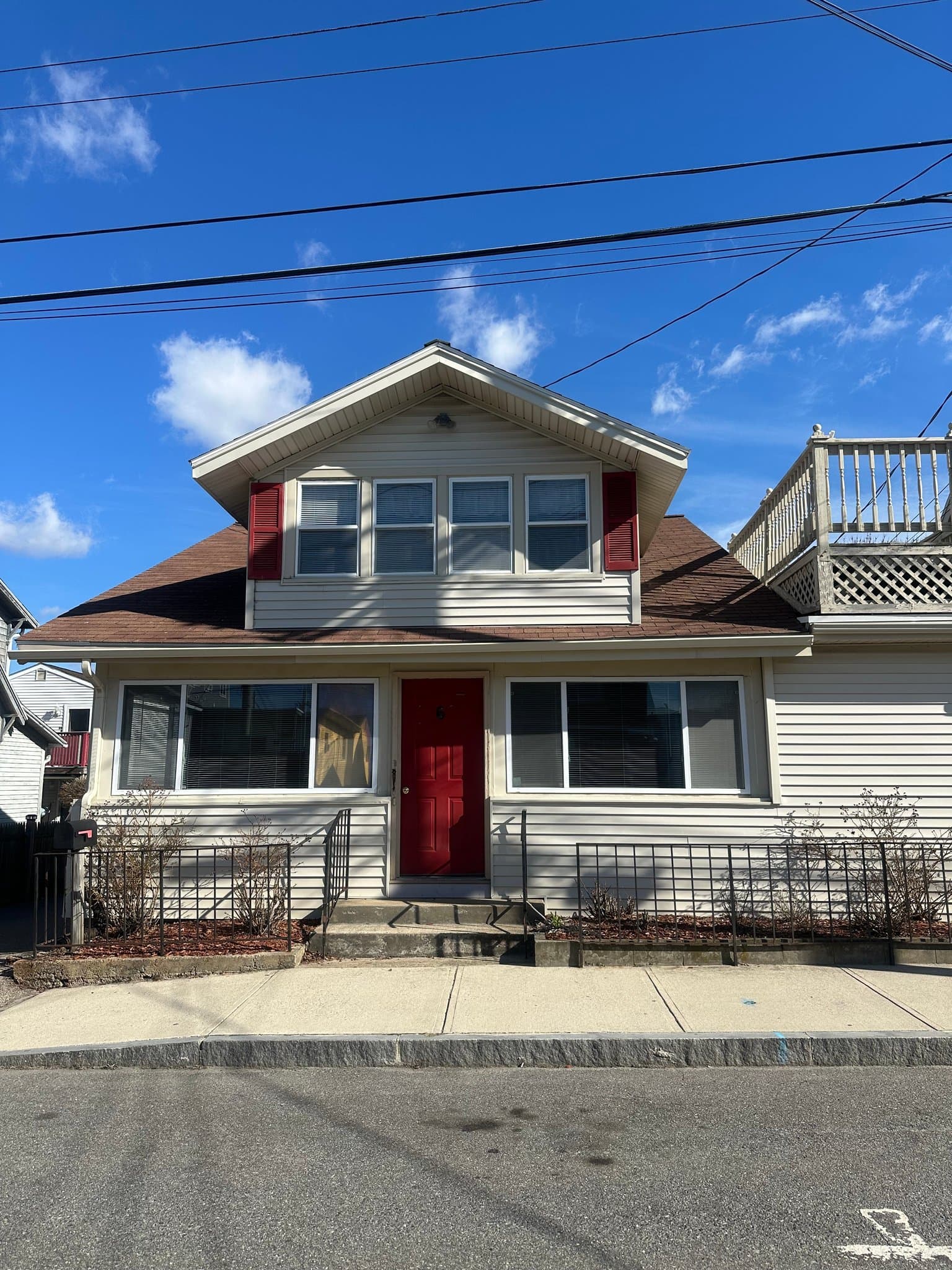 Hampton House: 6 M Street
