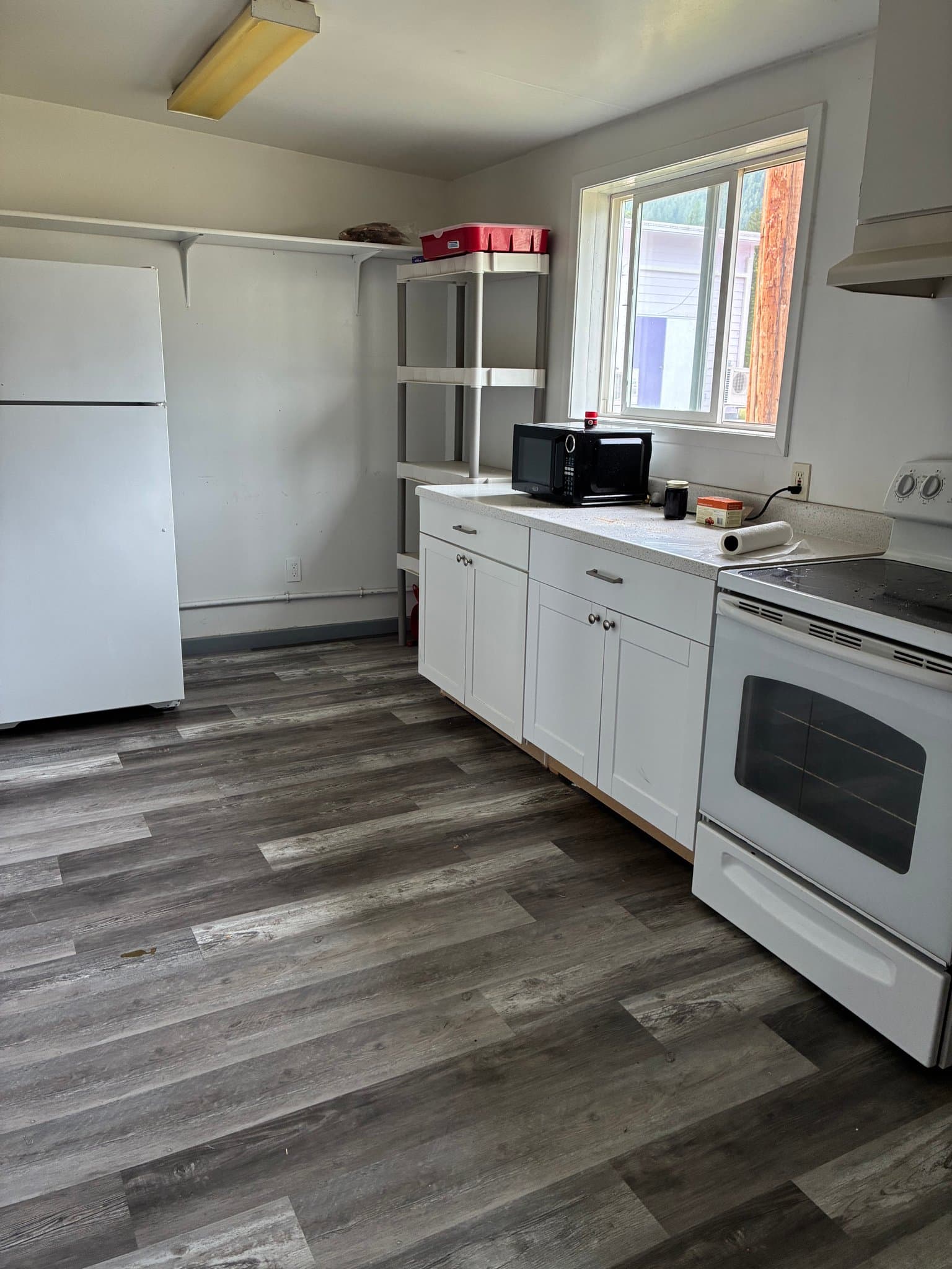 Hungry Horse House: 416 first avenue NW