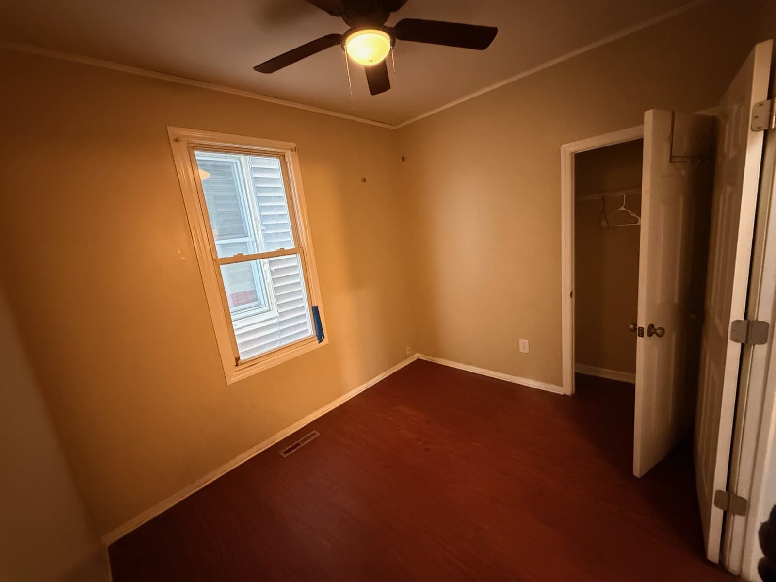 Paterson House: 207 N 4th St