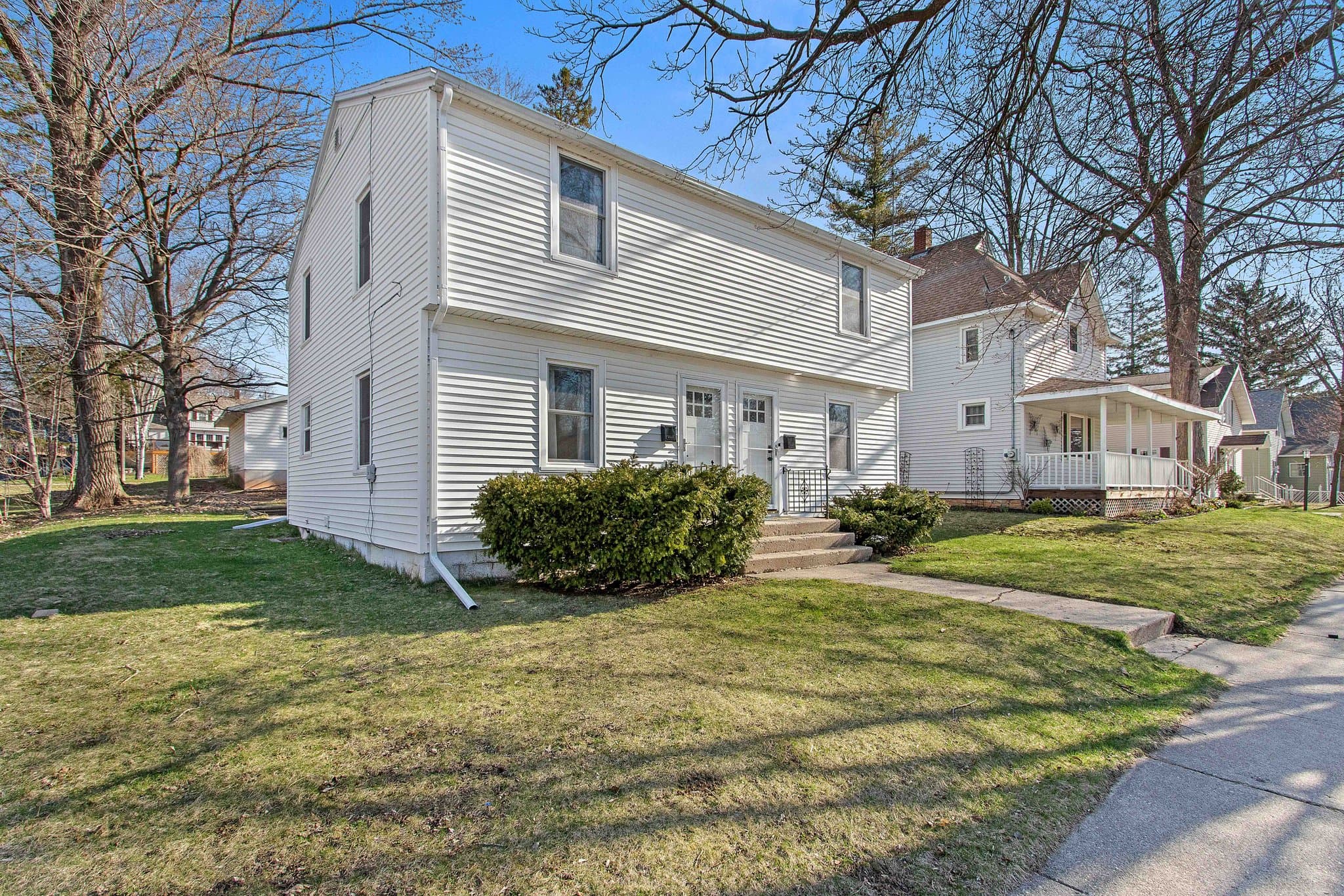 Sturgeon Bay Townhome: 914 Quincy Street