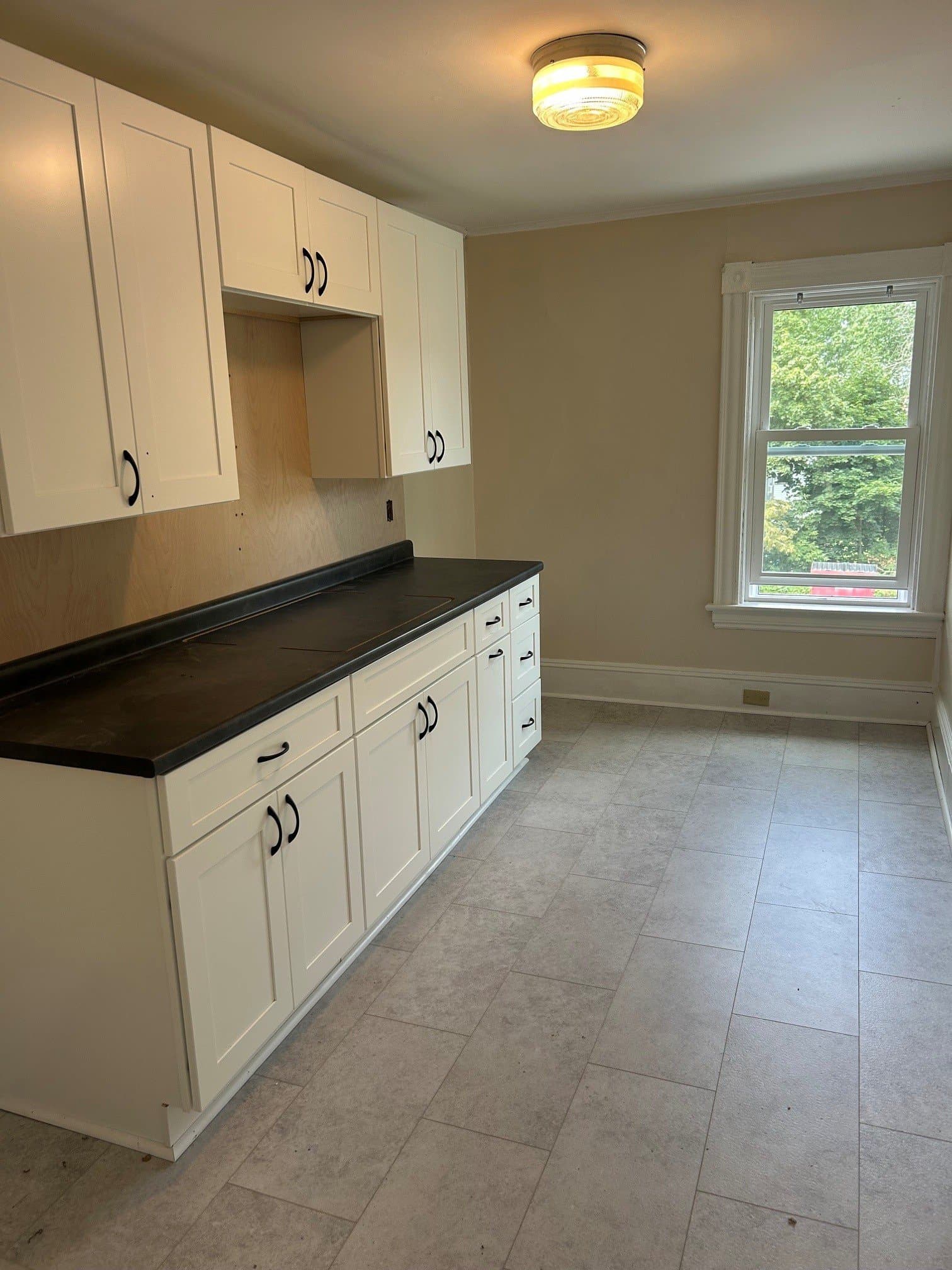 St. Albans Apartment: 92 S Main St
