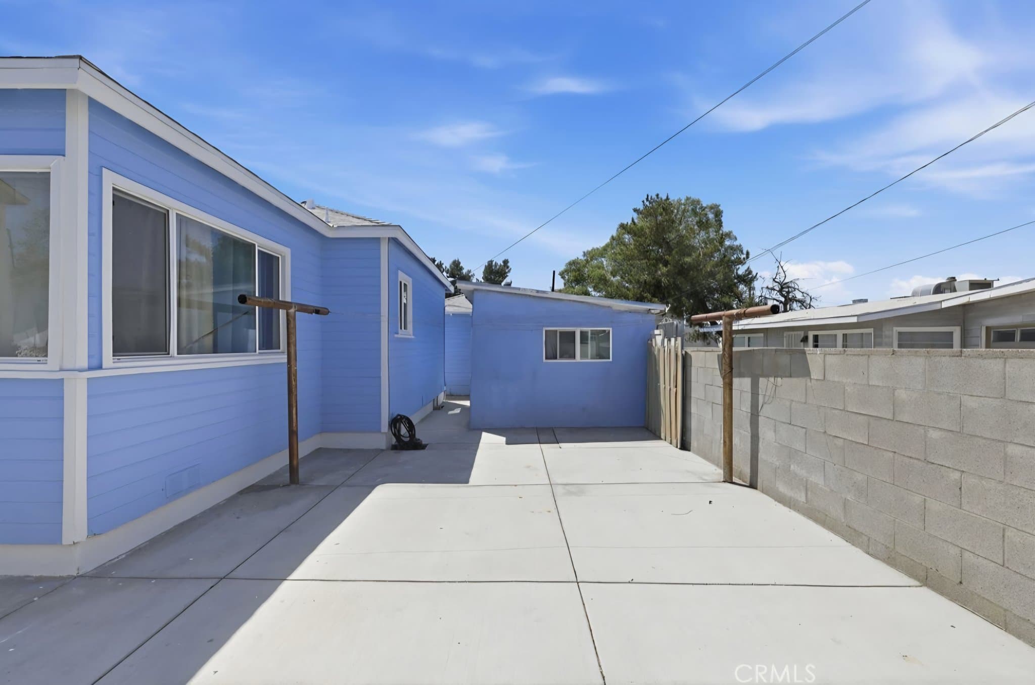 Lancaster House: 557 W Oldfield