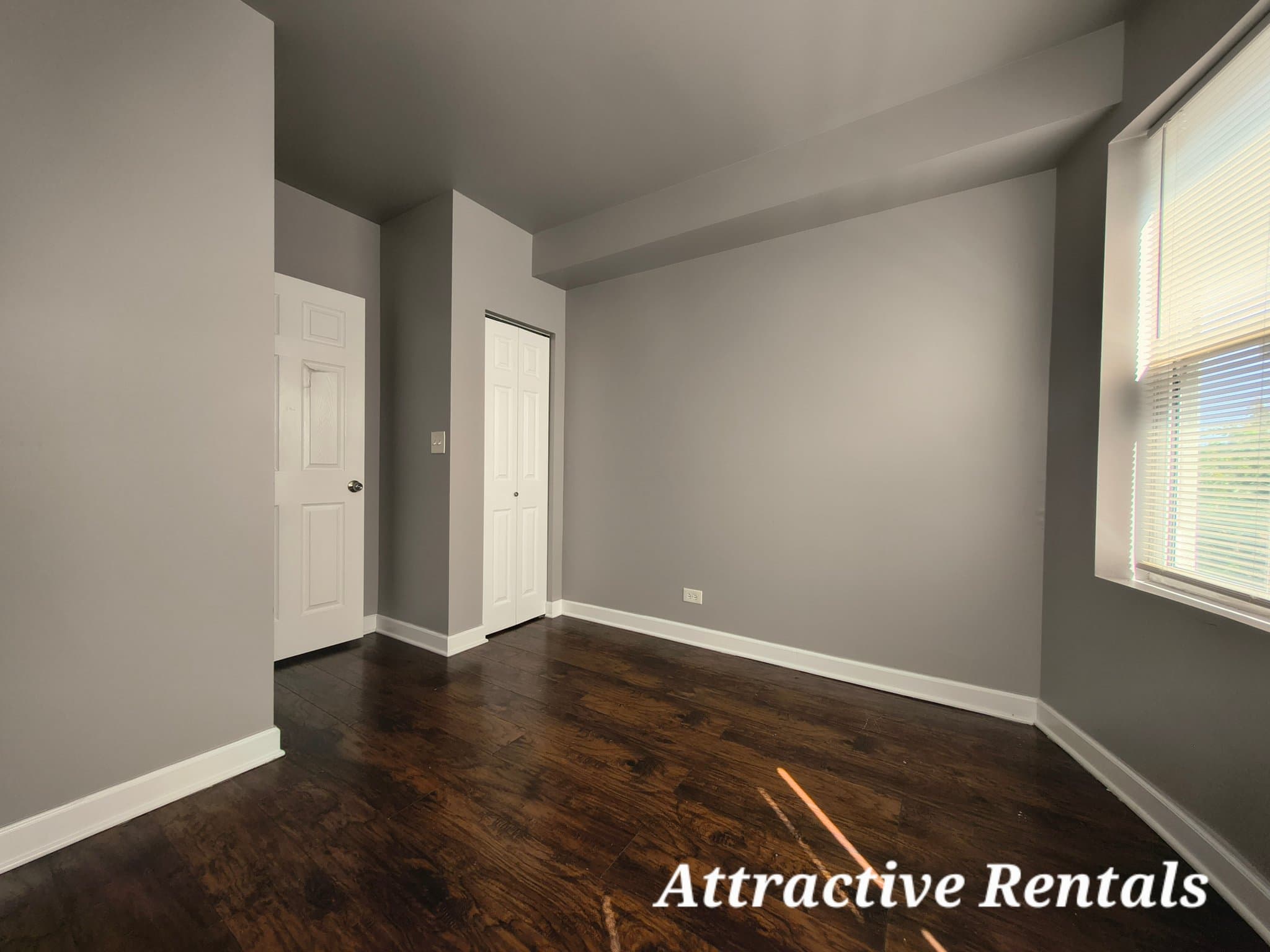 Chicago Apartment: 9823 S Loomis St