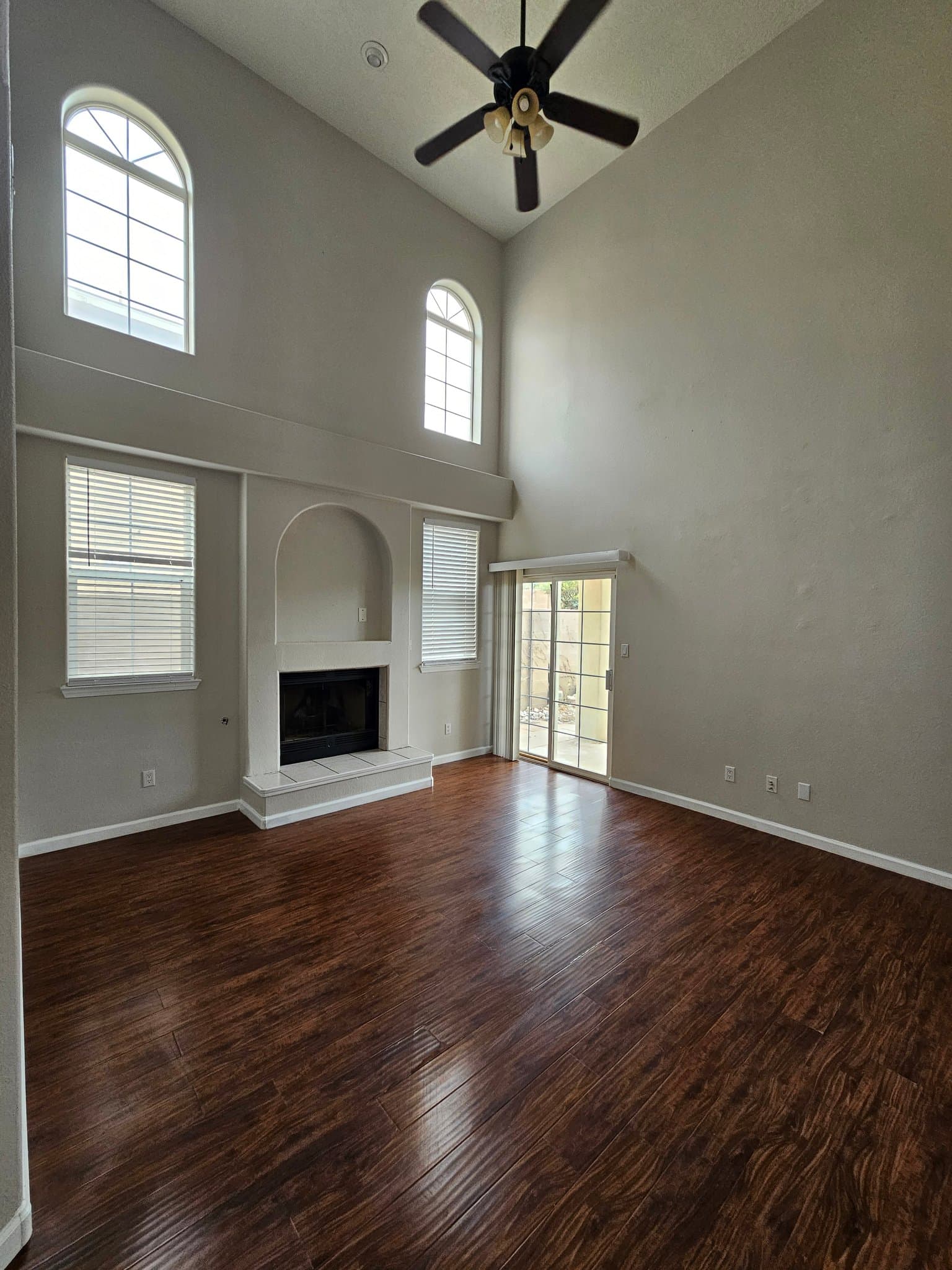 Albuquerque House: 7324 Peregrine Rd NE
