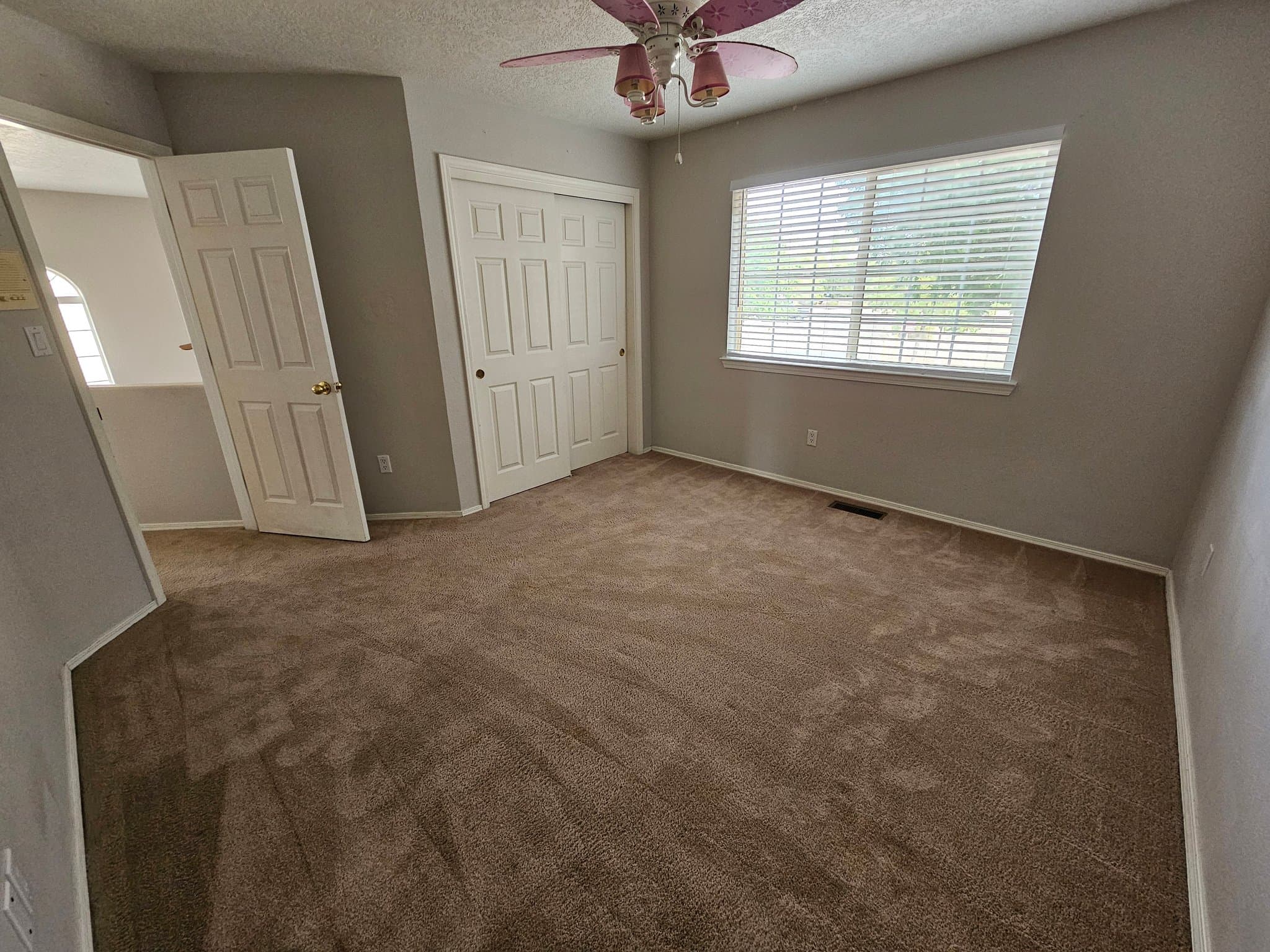 Albuquerque House: 7324 Peregrine Rd NE