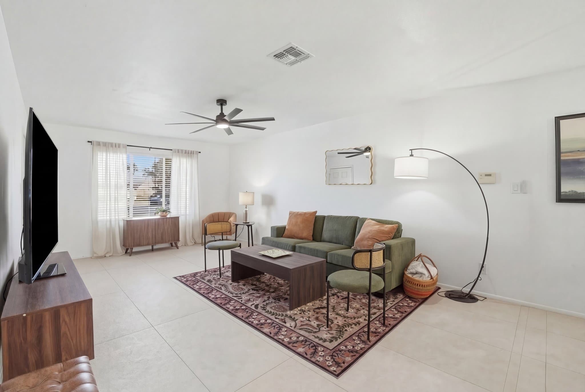 Tempe Single Room: 313 E Riviera Dr