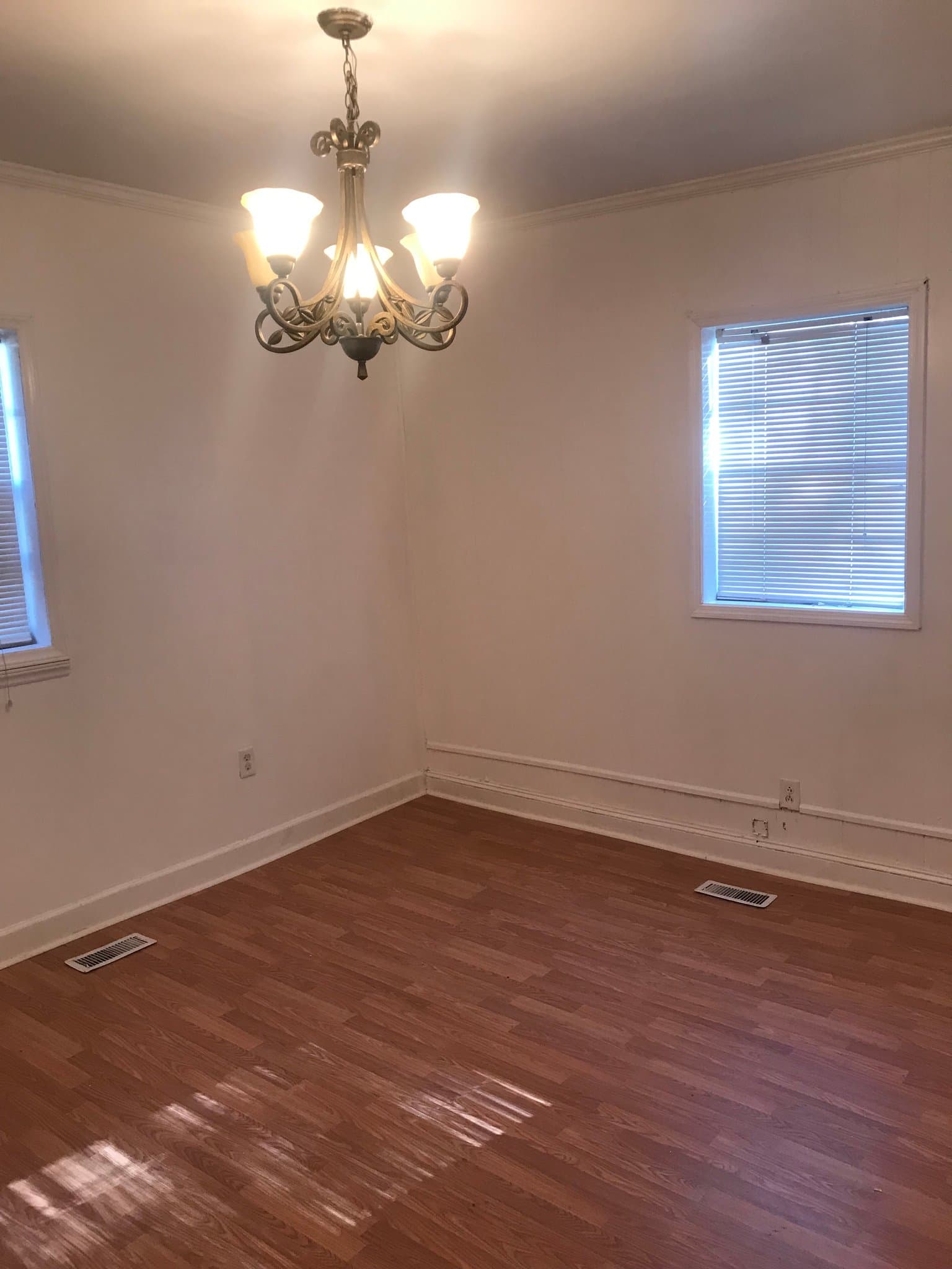 Goldsboro House: 224 Wayne ave