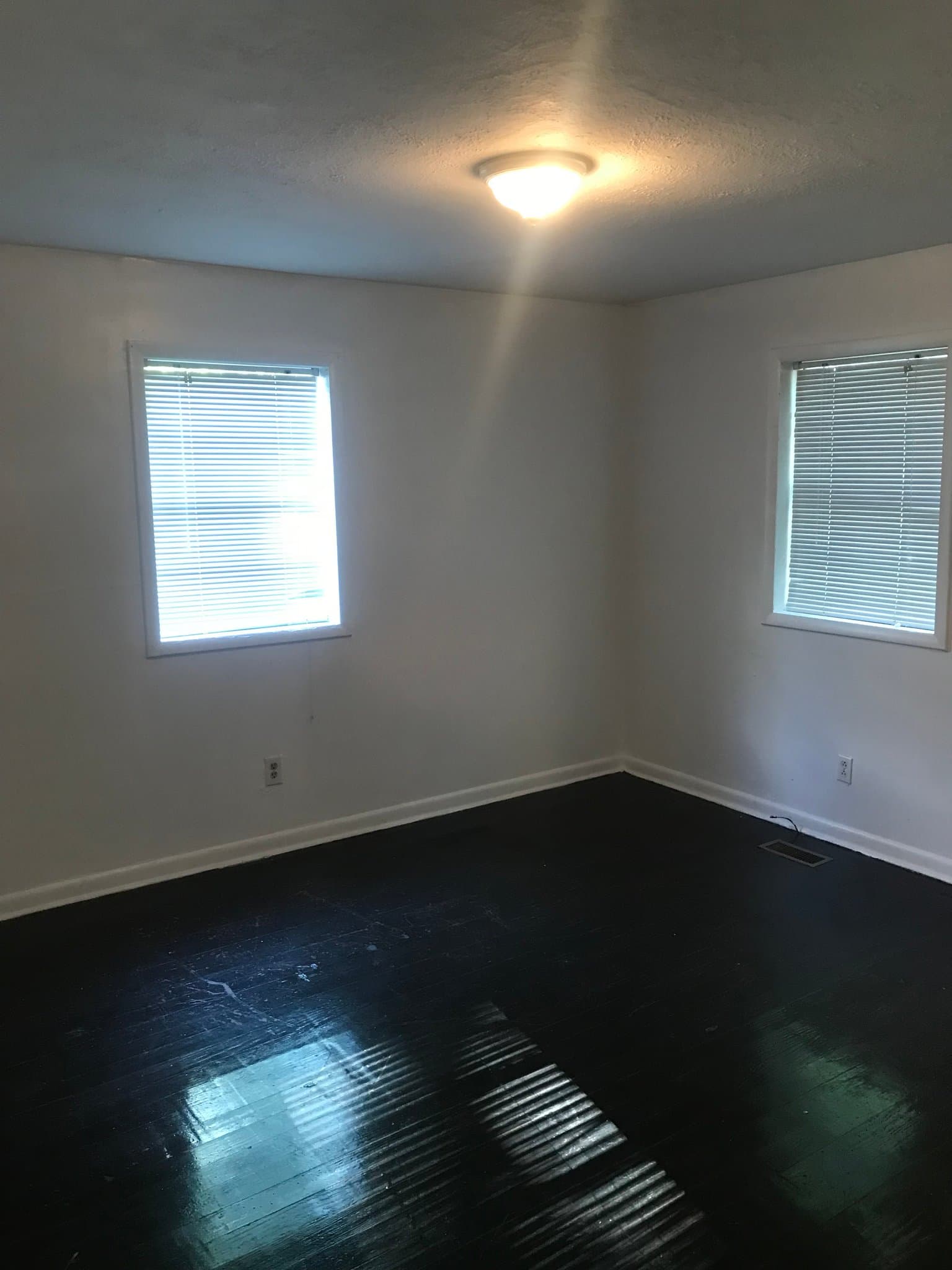 Goldsboro House: 224 Wayne ave